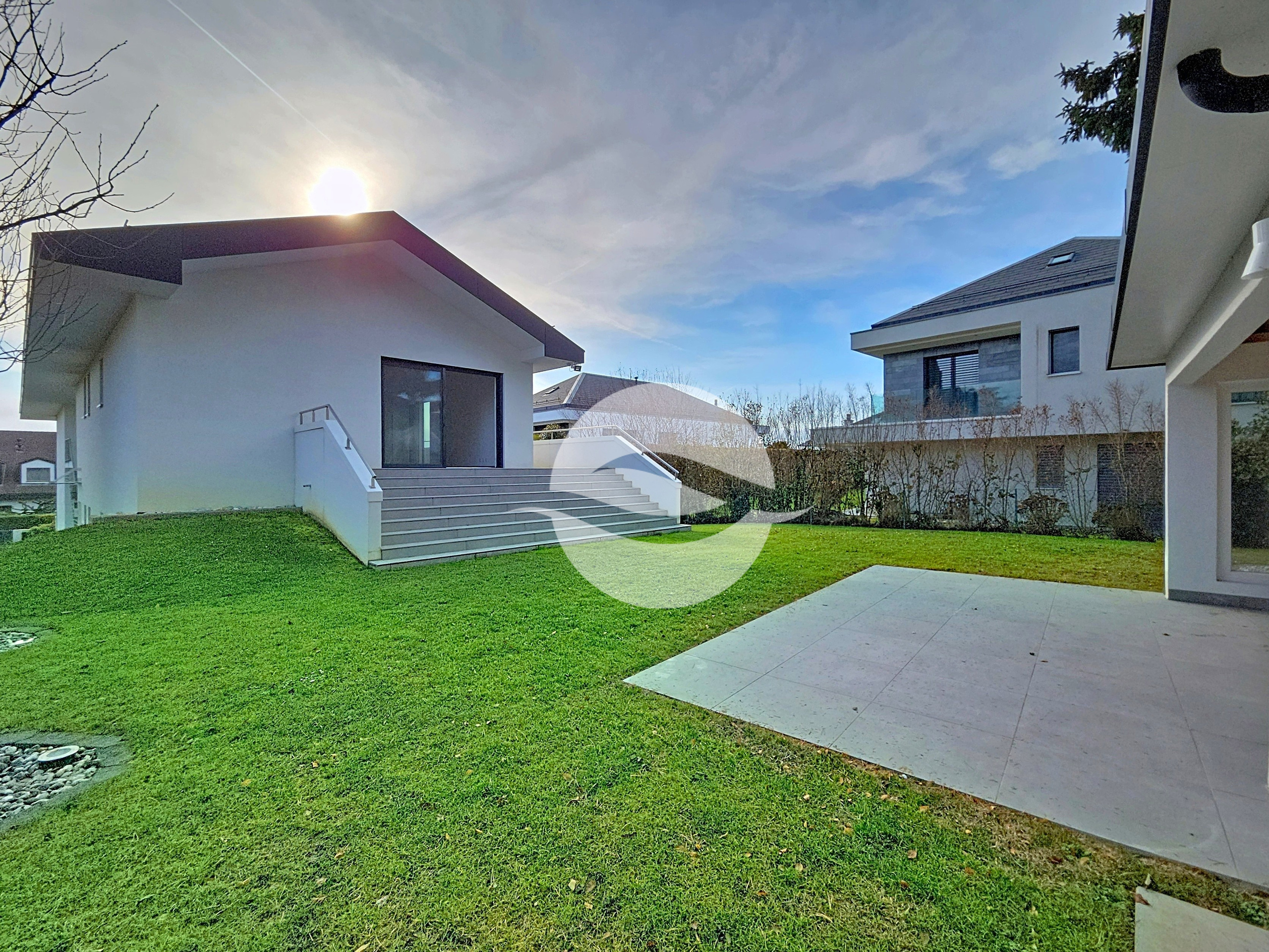 Jardin et son annexe