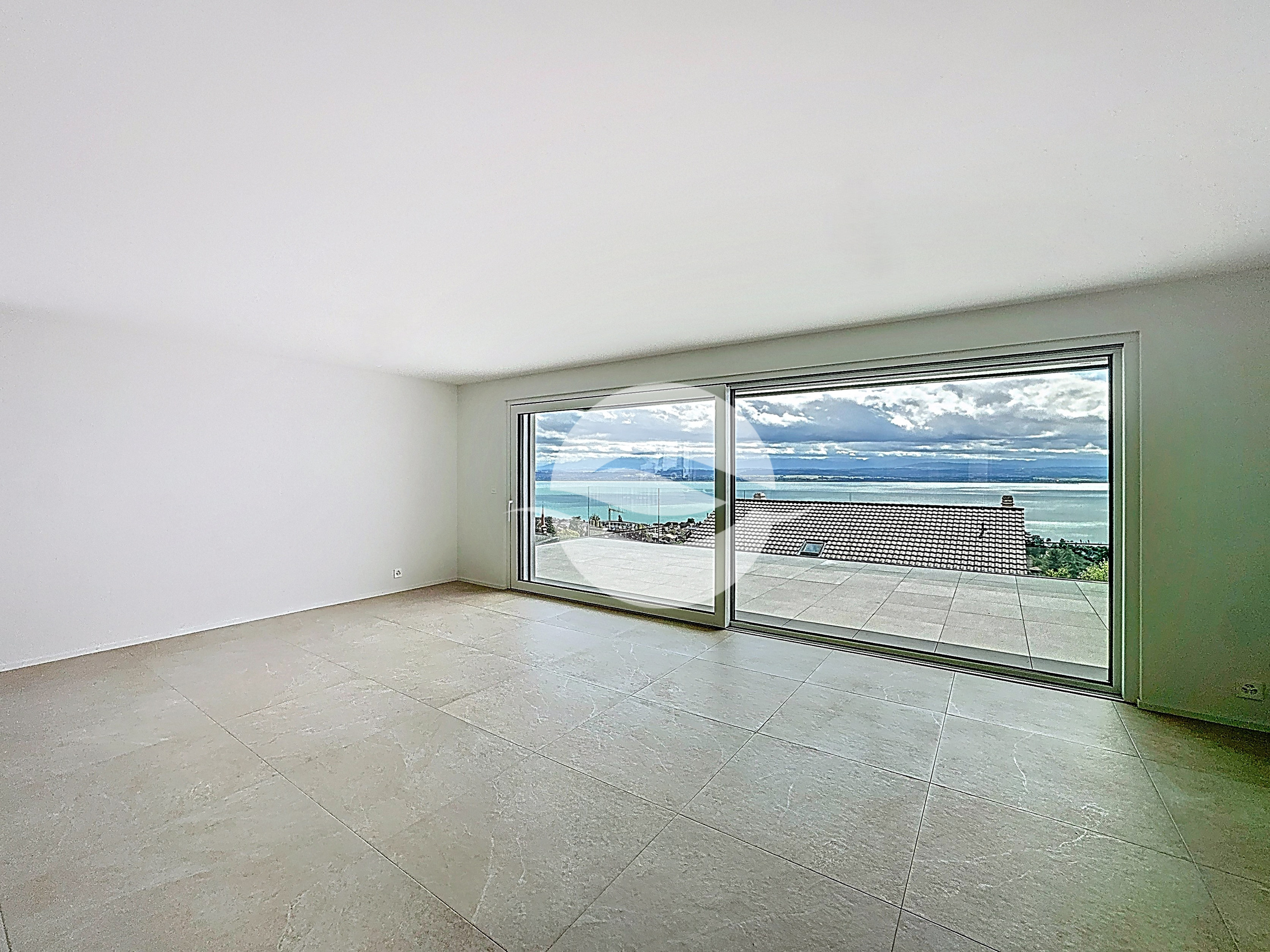 Interior view 5