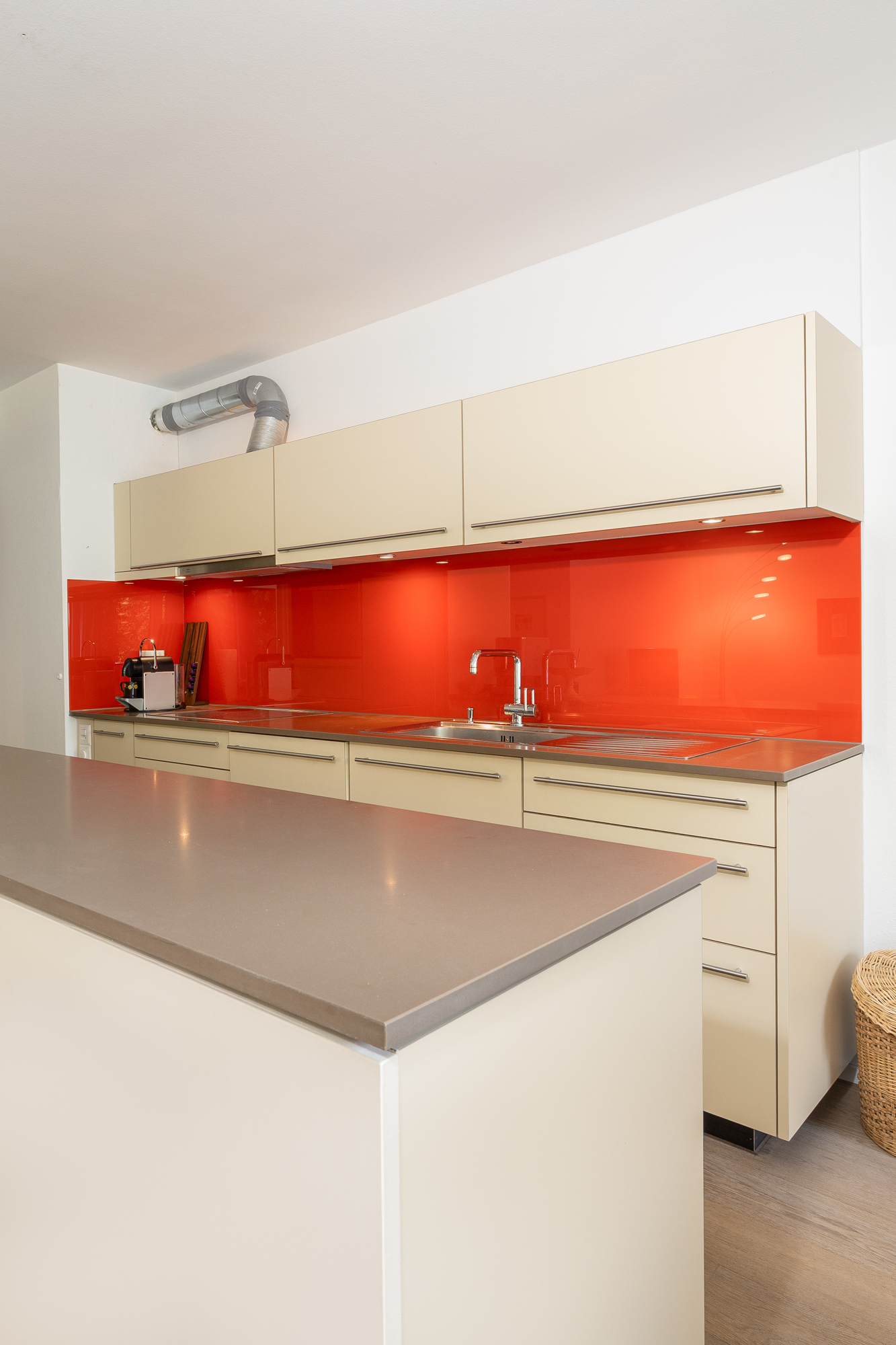 Interior view 6