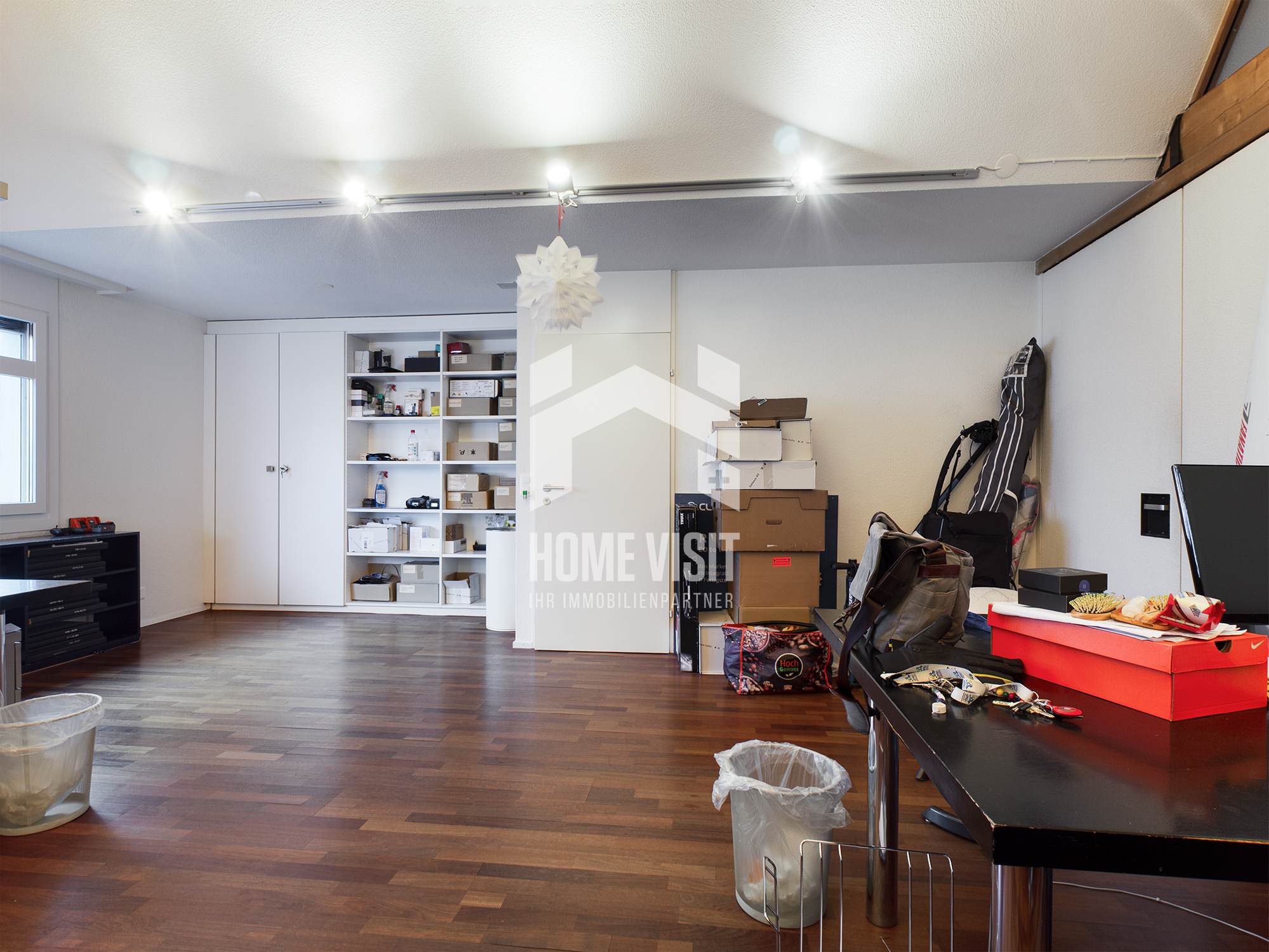 Büroraum 2.OG Büroraum 2.OG