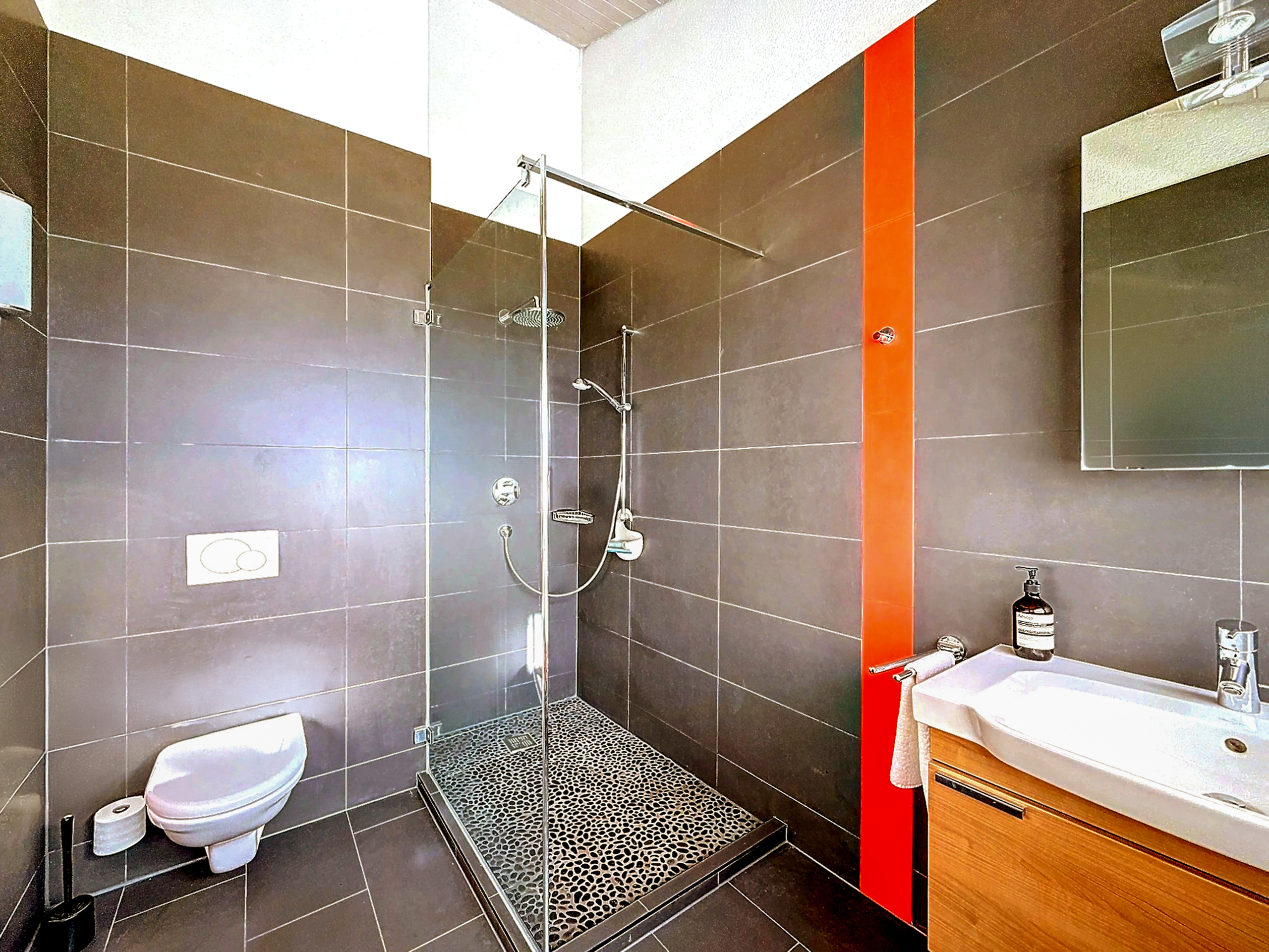 Interior view 11