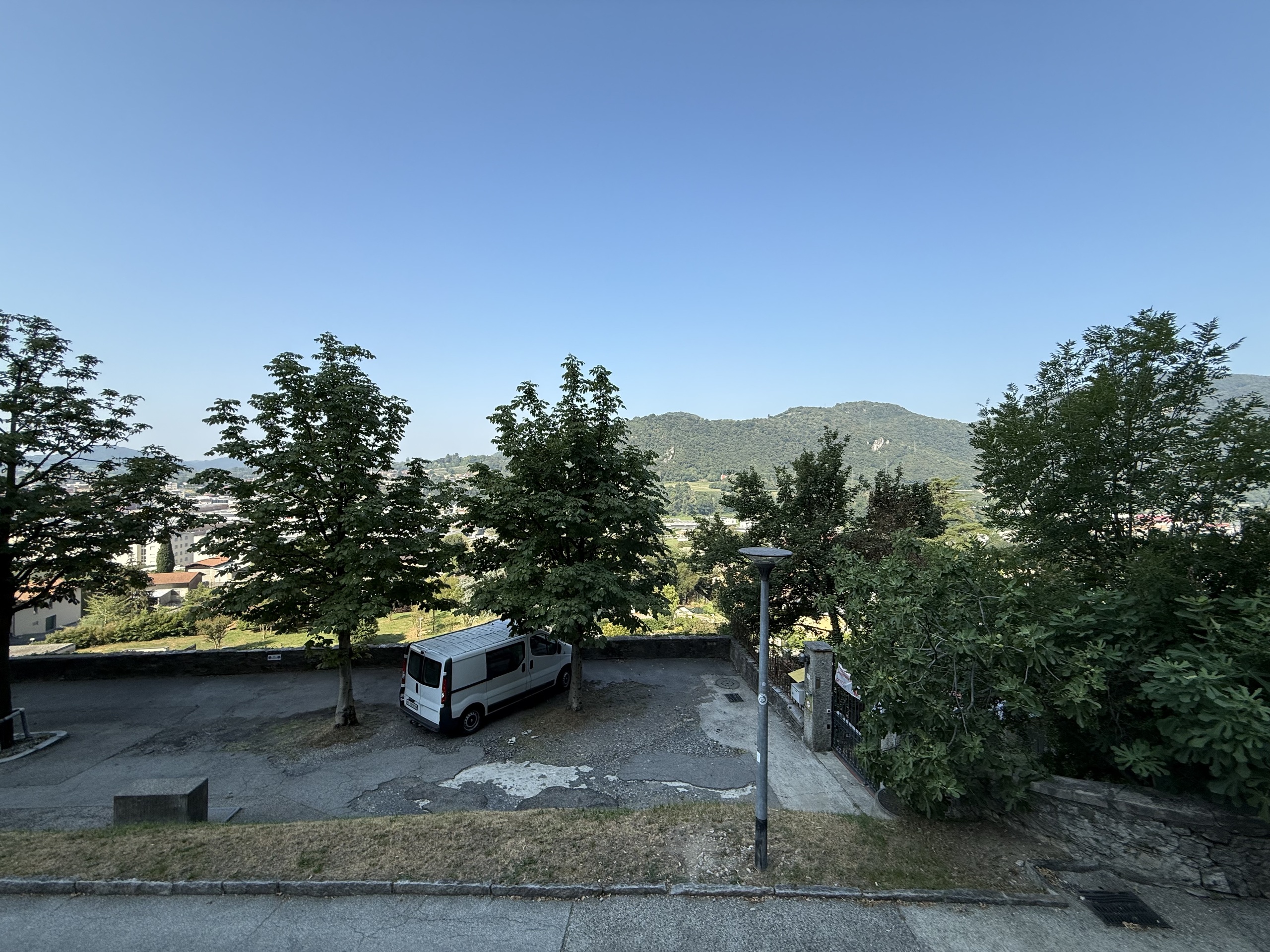 Exterior view 3