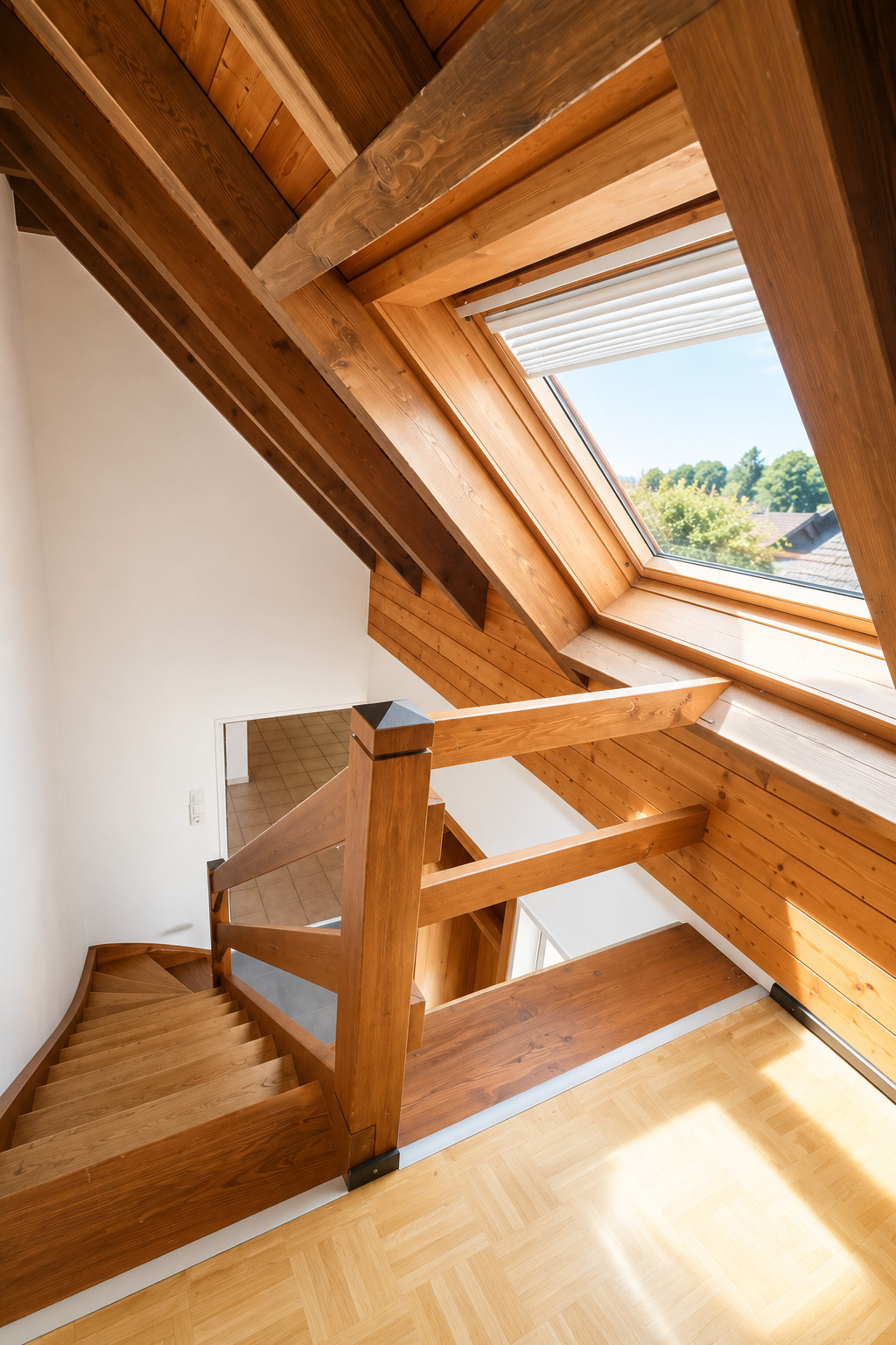 Interior view 8