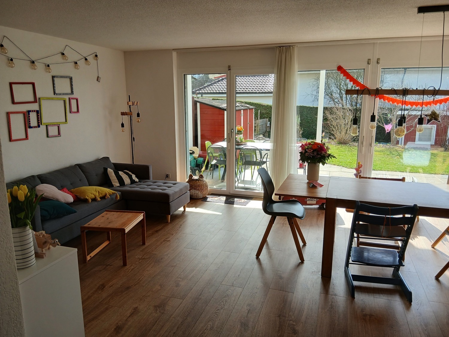 Photo 1