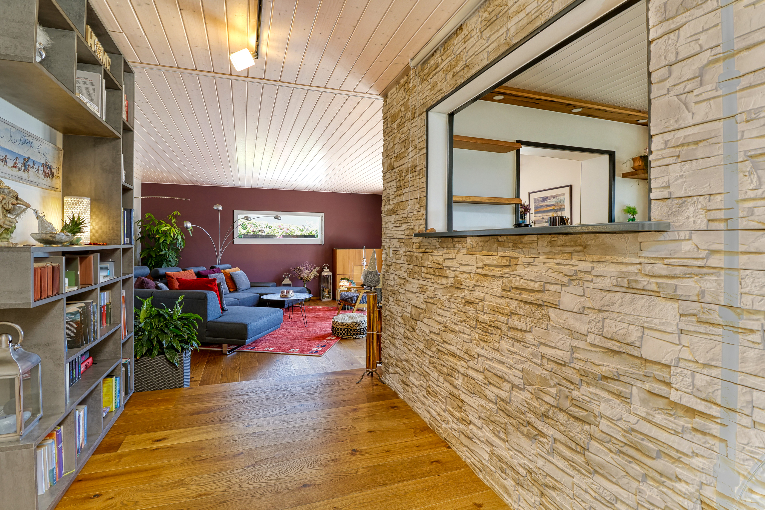 Interior view 3