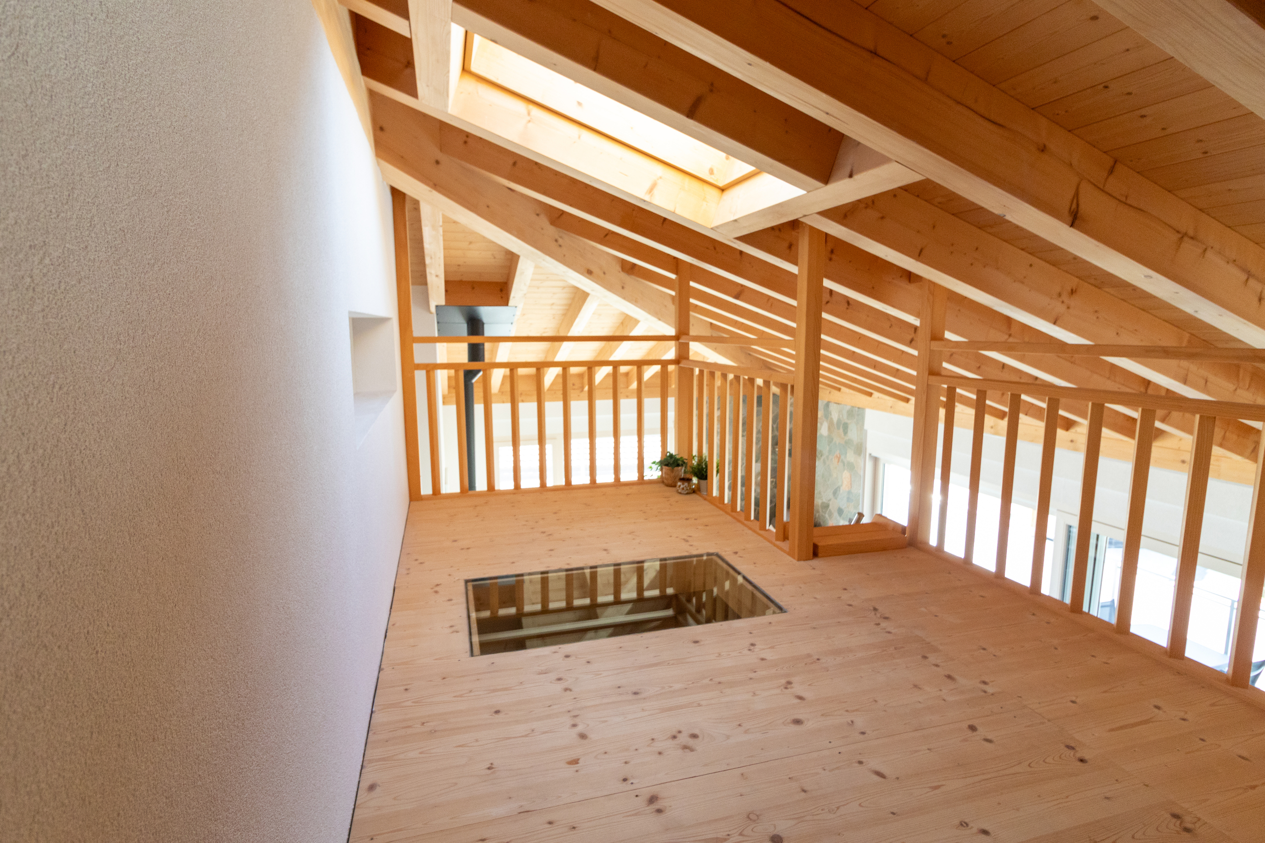 Interior view 8