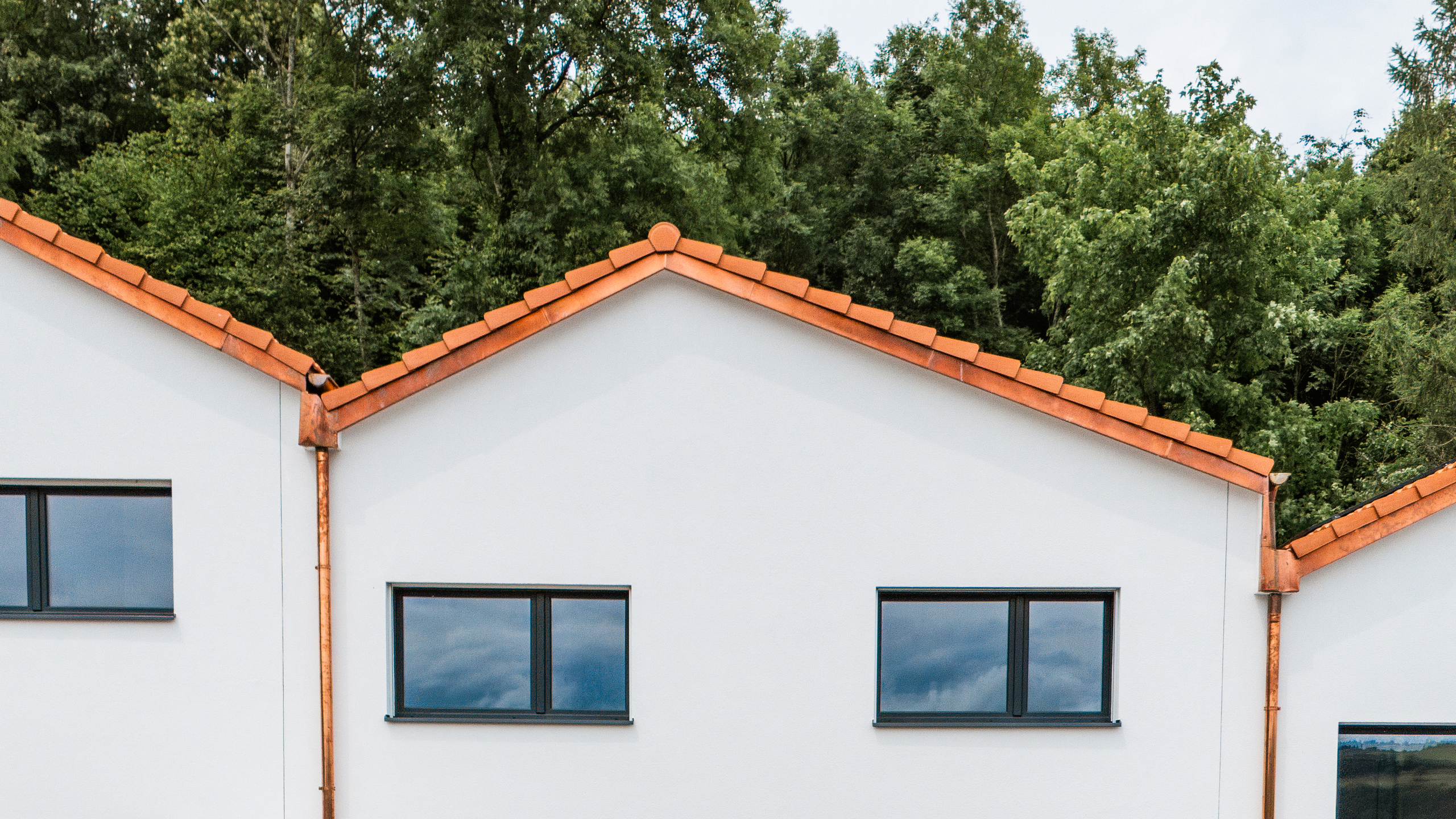 Exterior view 2
