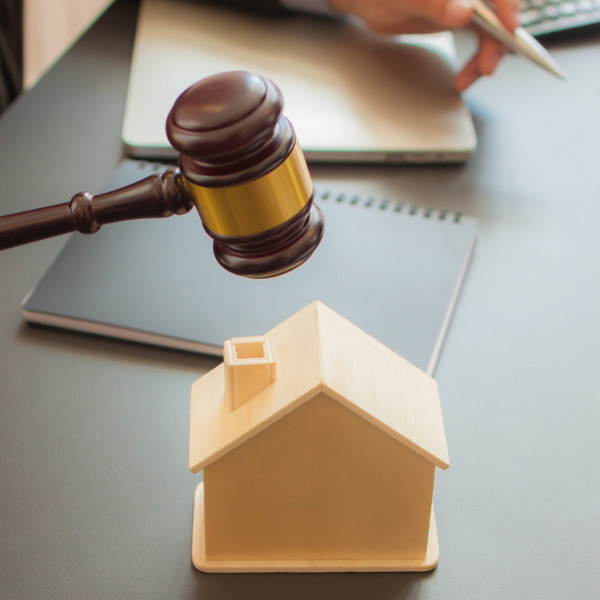 Acheter un bien immobilier aux enchères : une opportunité à saisir !