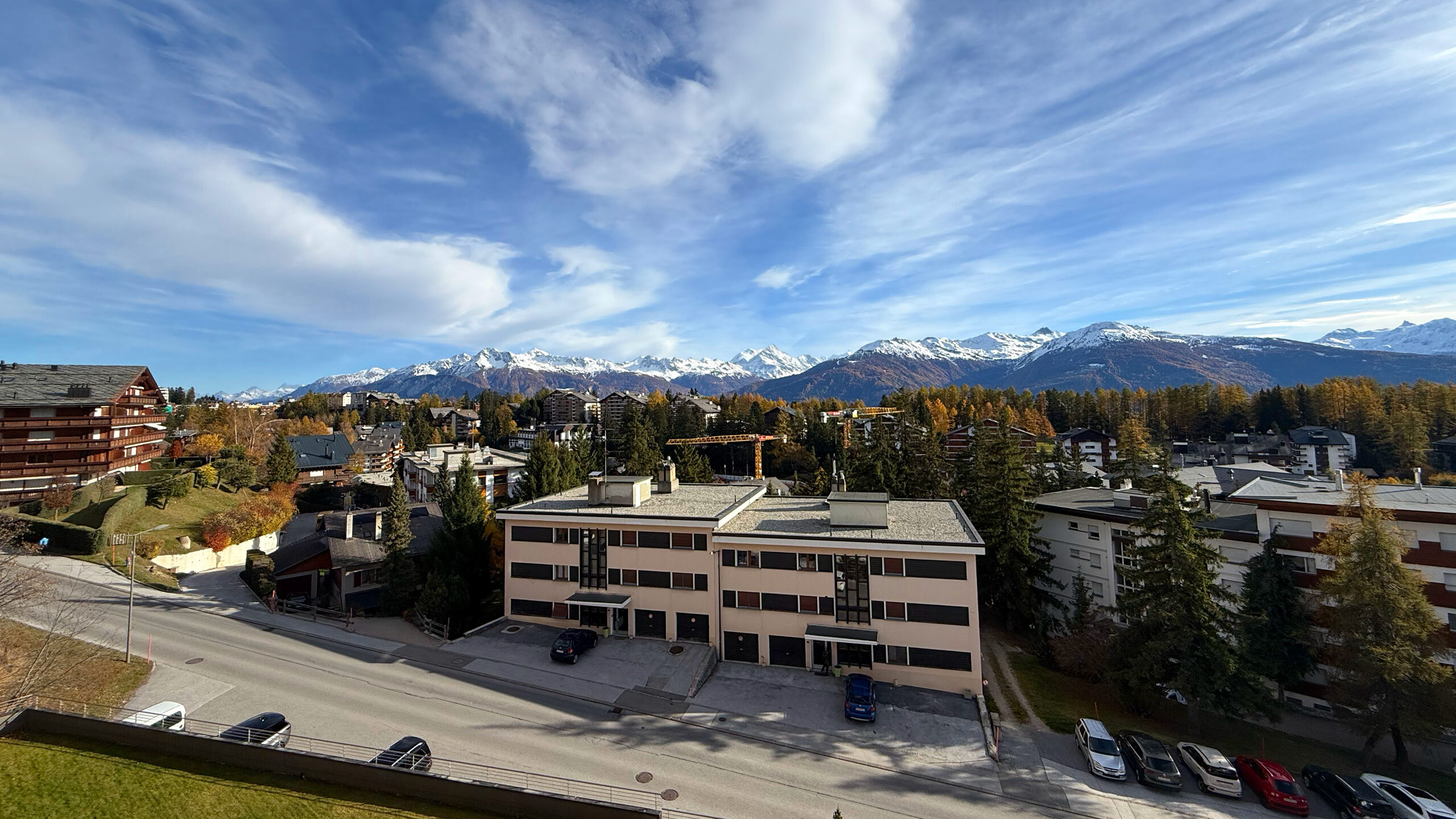 View from balcony (southeast) View from balcony (southeast)