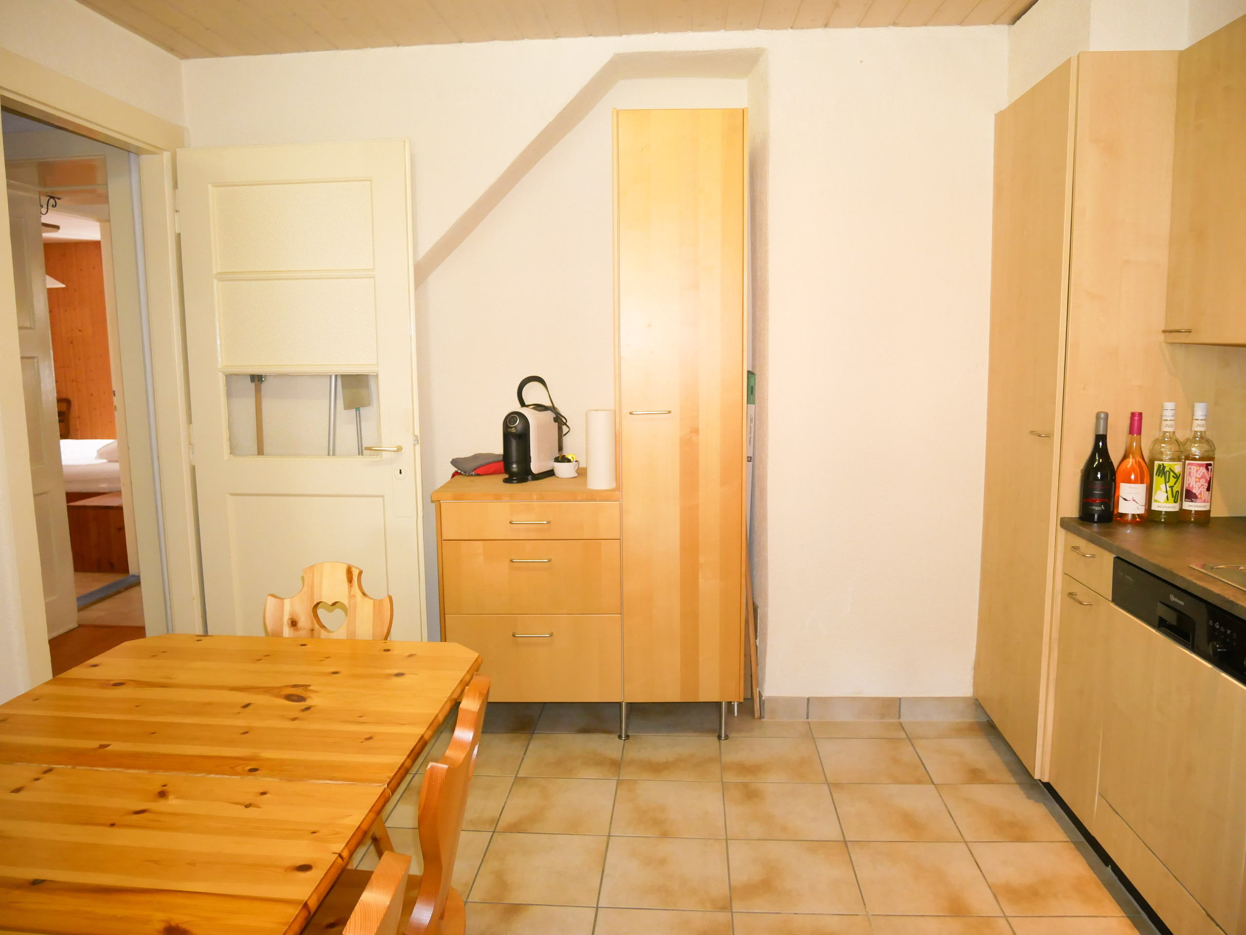Interior view 5