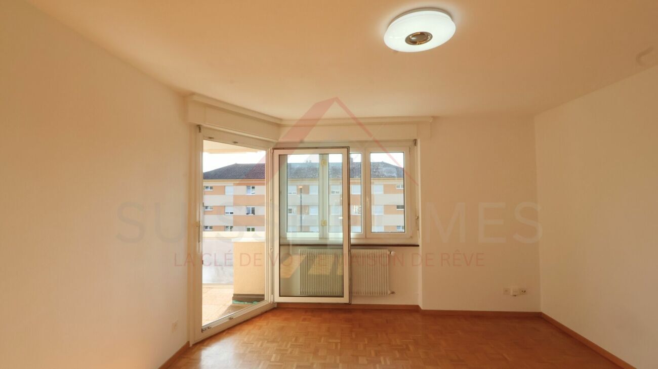 Wohnzimmer / Wohnbereich ? Salon / séjour