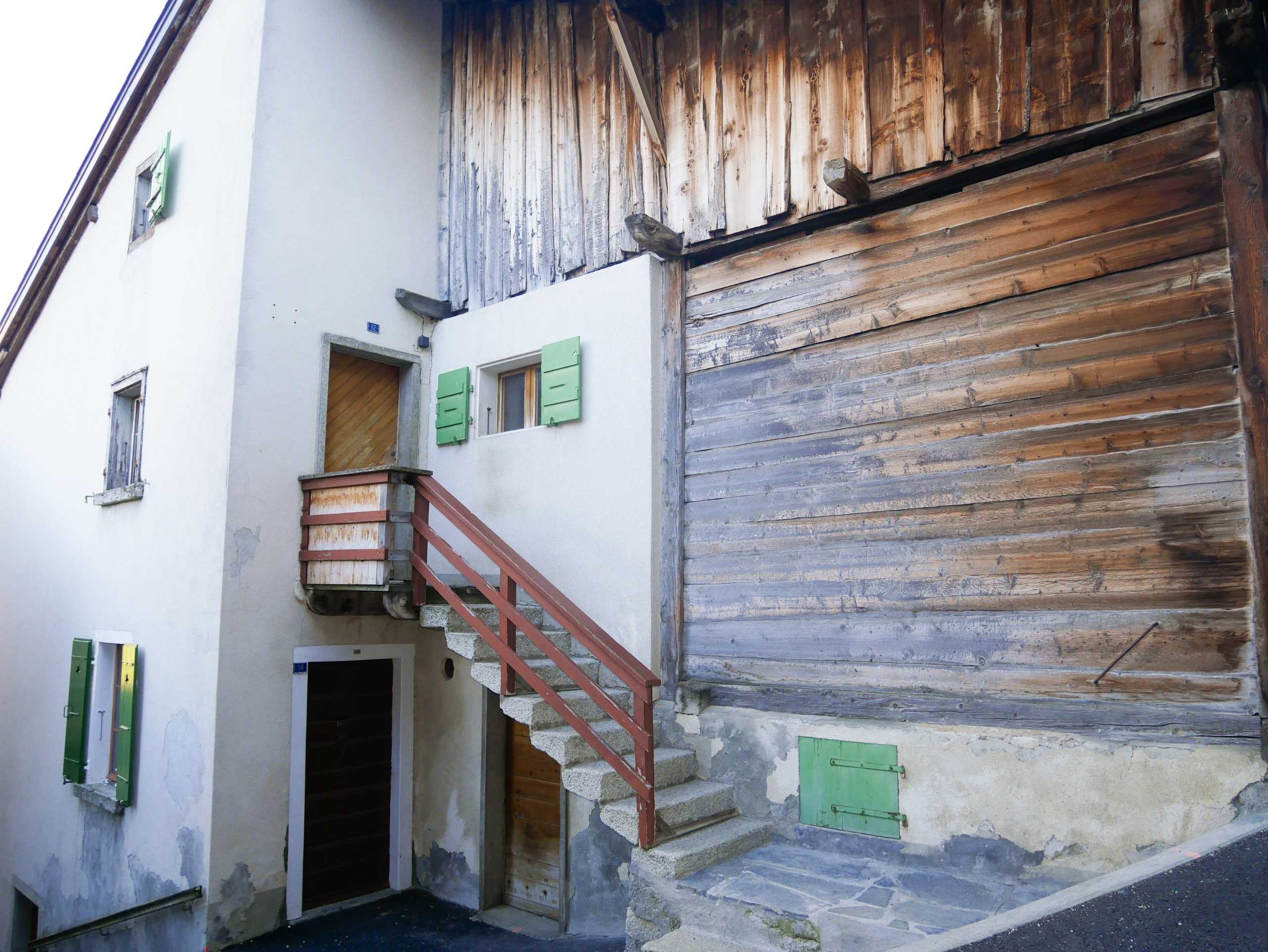 Exterior view 5