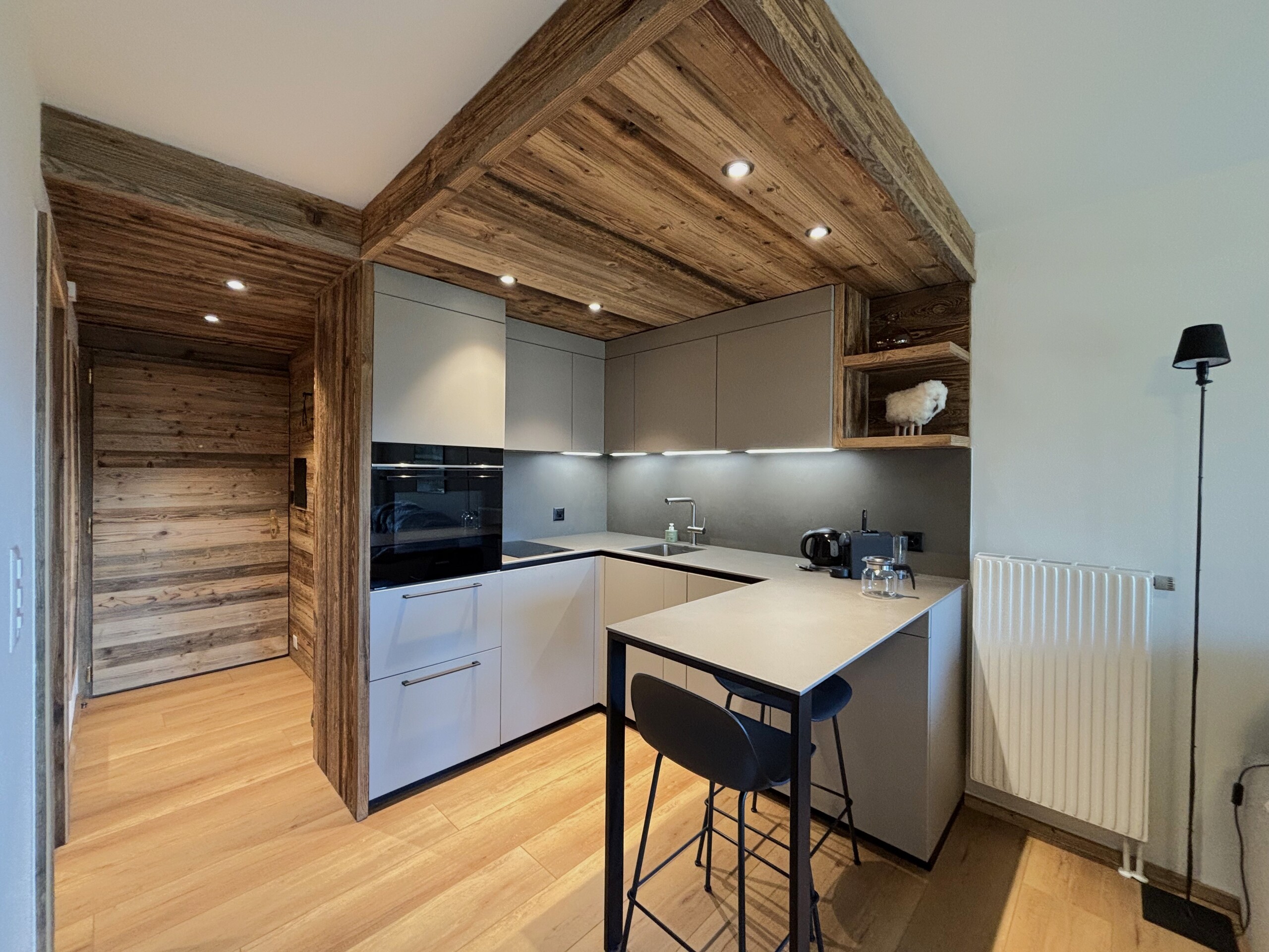 Interior view 5