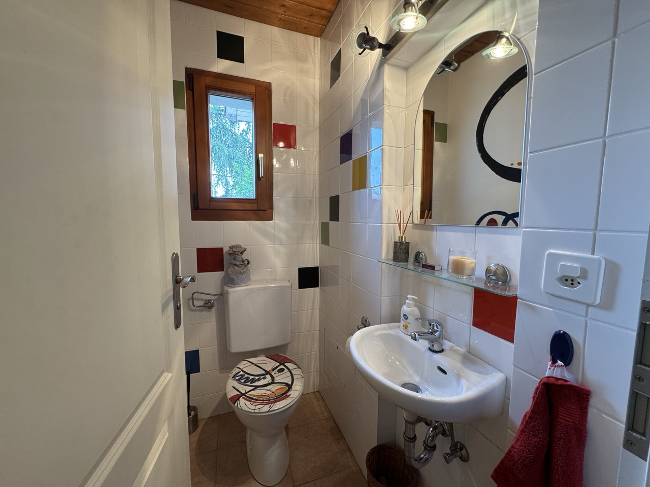 Wc séparé - RDC Wc séparé - RDC