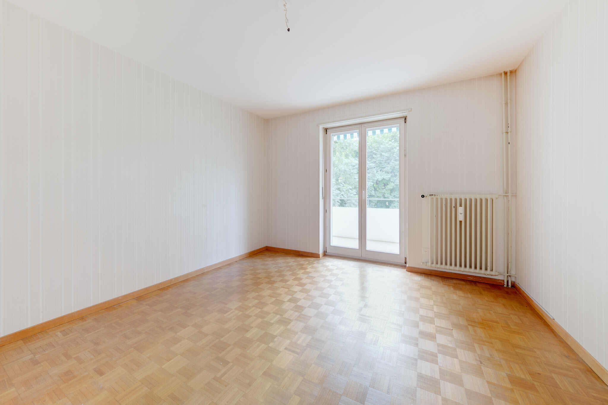Interior view 6