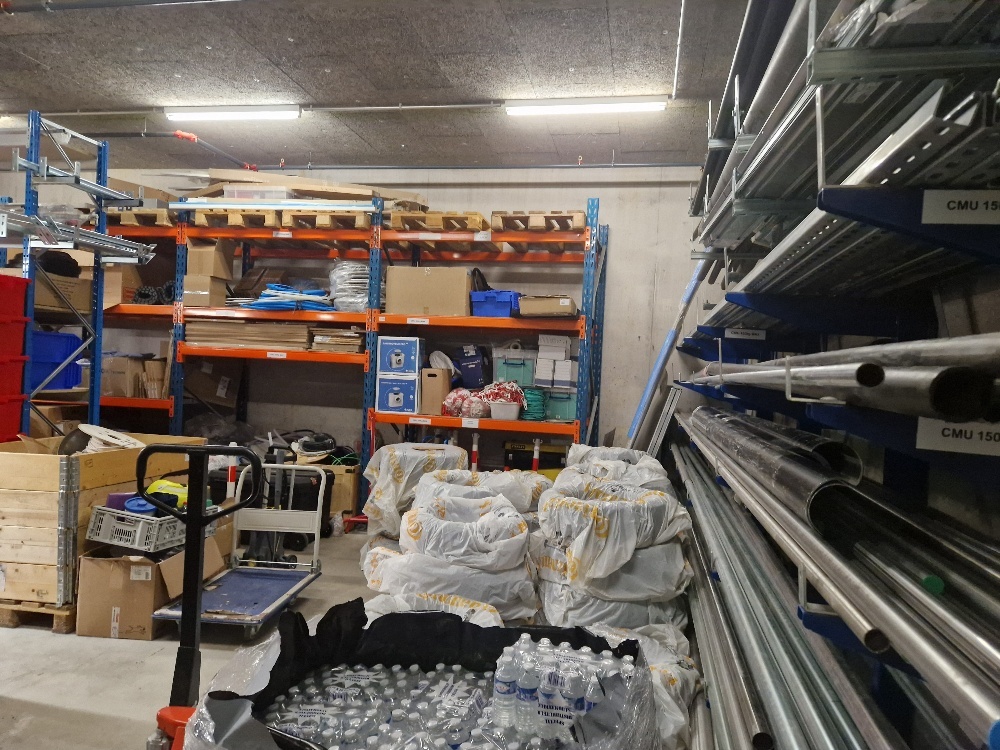 Dépot d'env. 74m2 en sous-sol