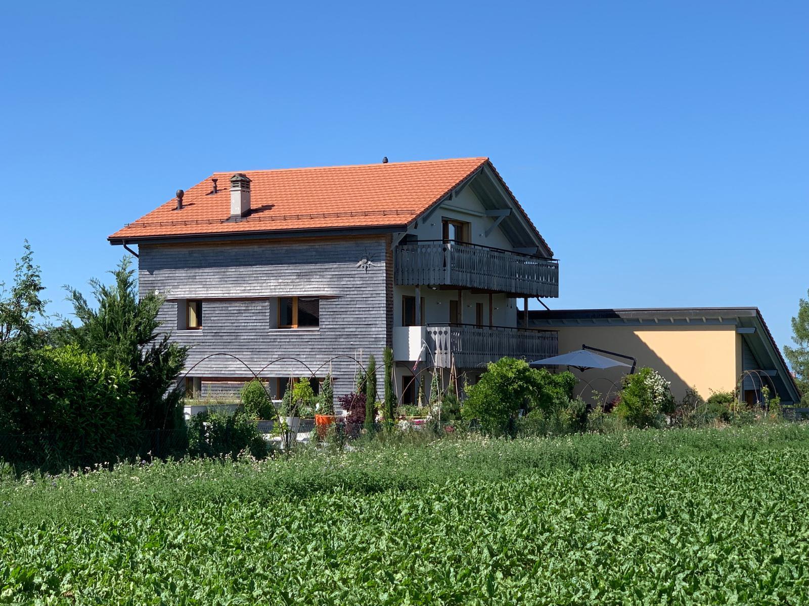 Photo 12