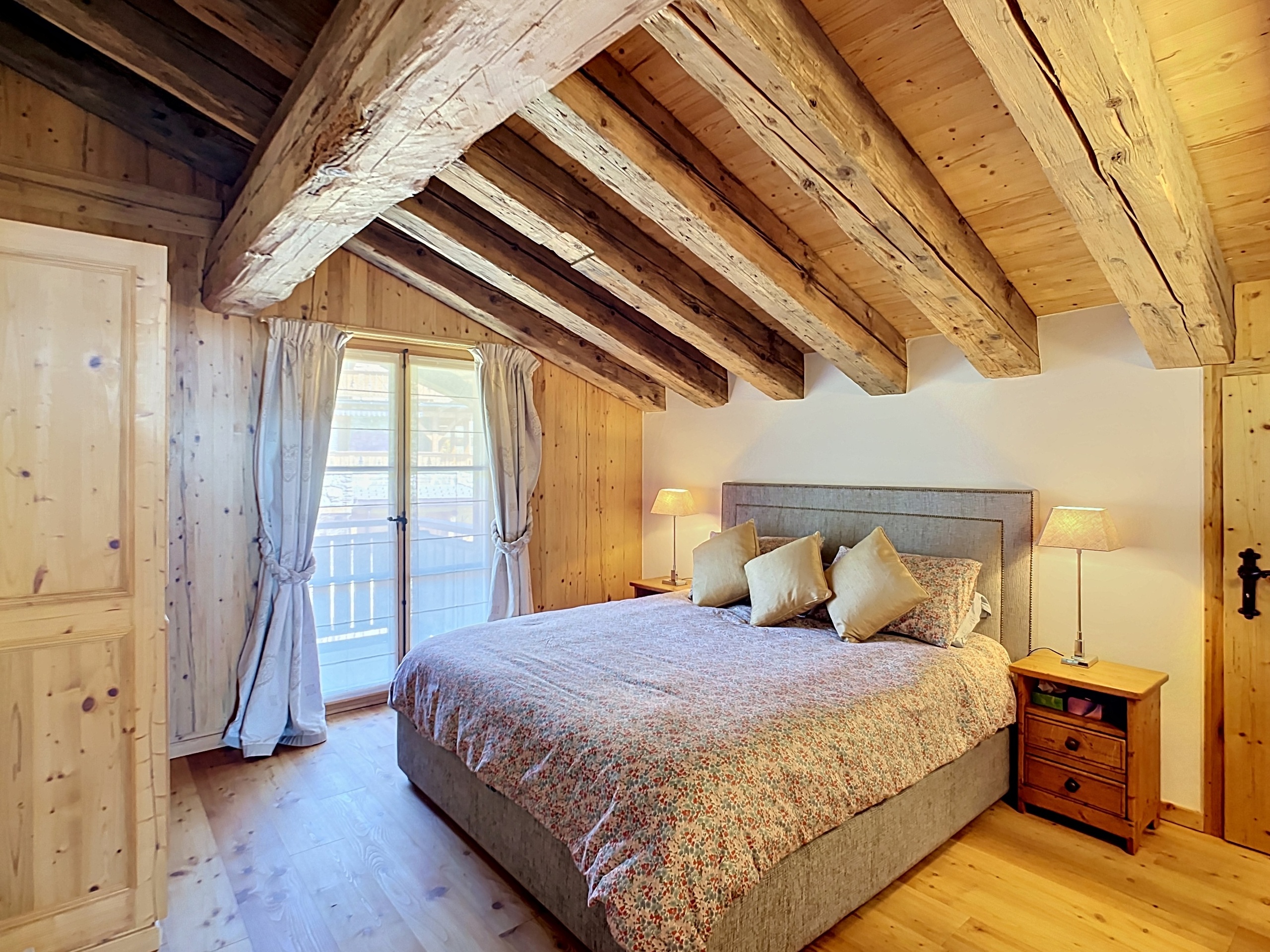 Interior view 1