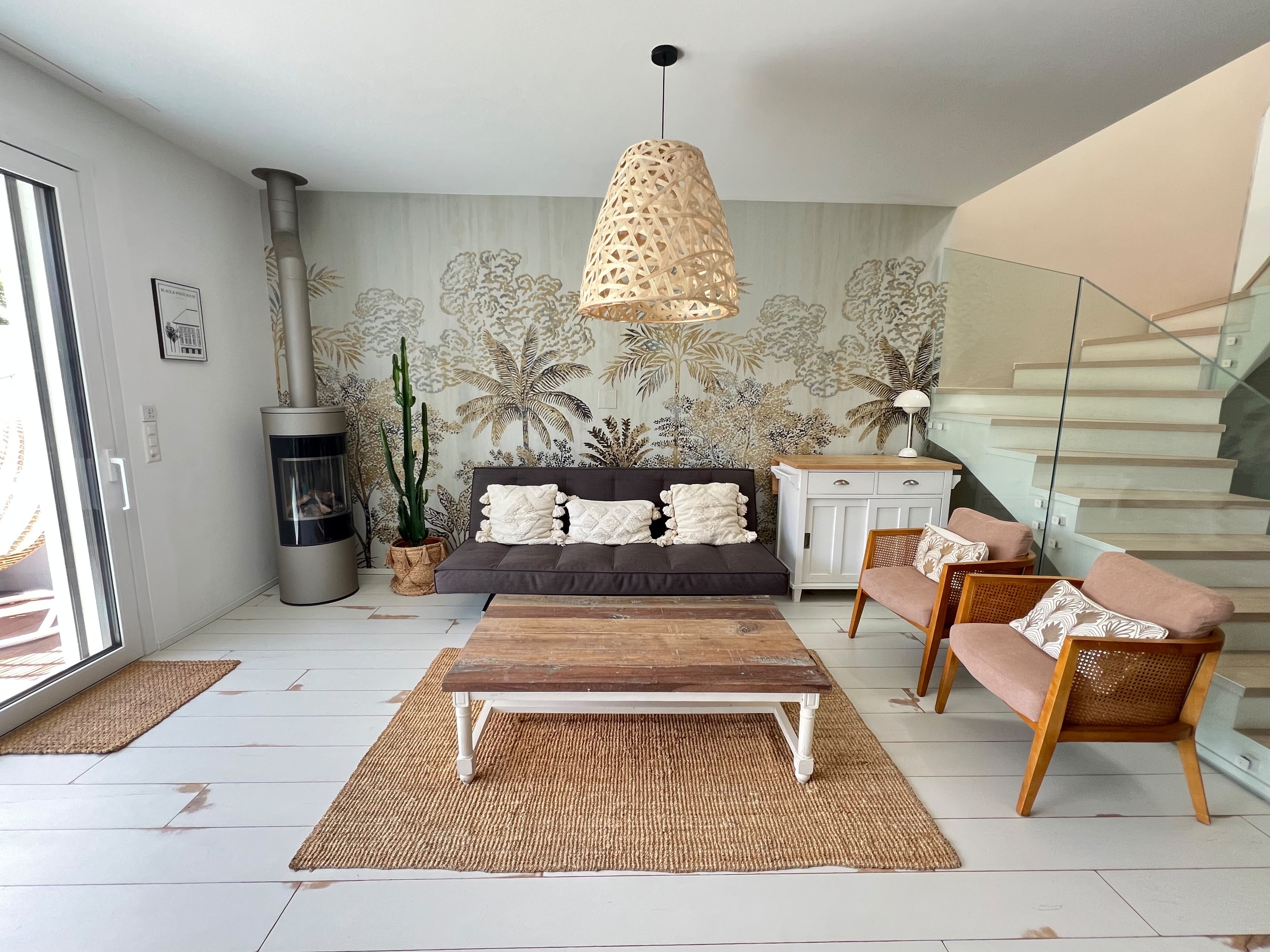 Interior view 2