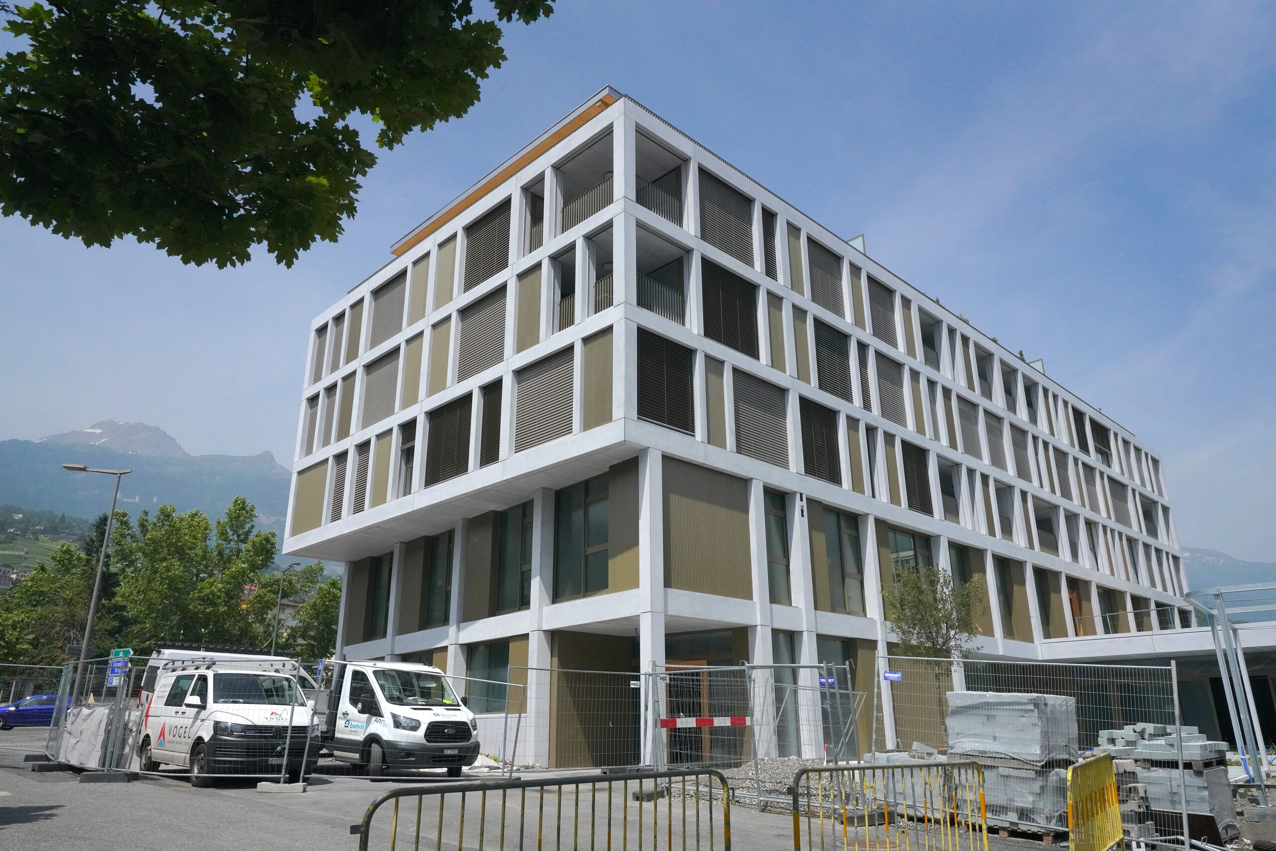 Exterior view 1