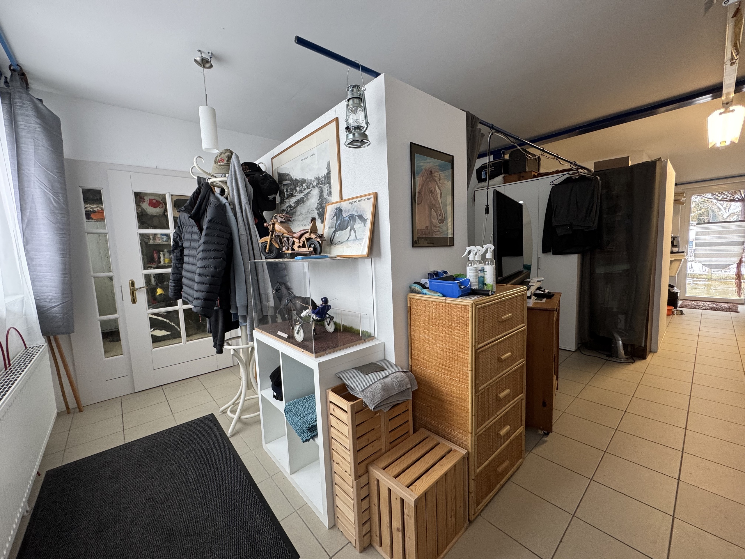 Interior view 14