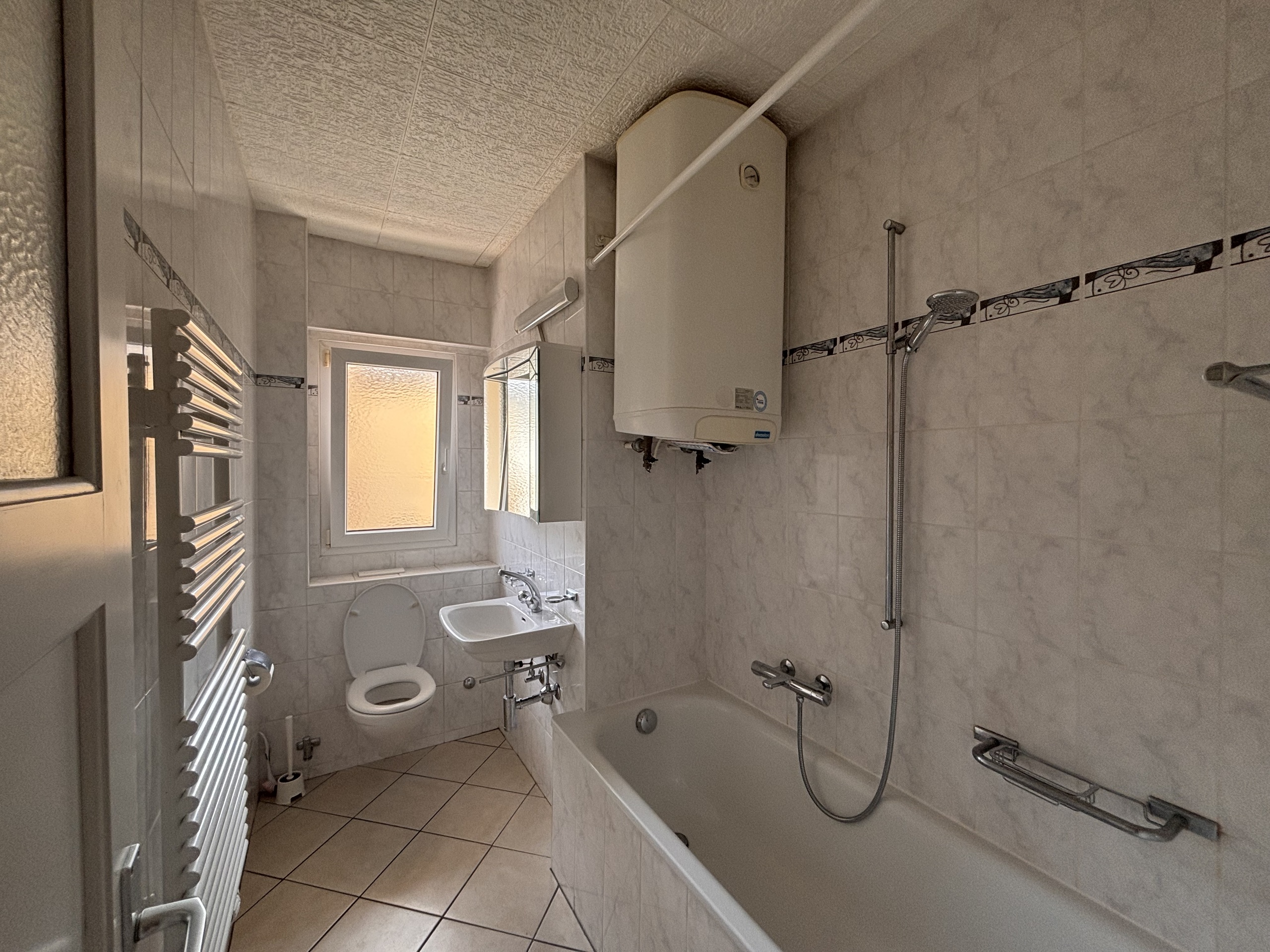 Interior view 5