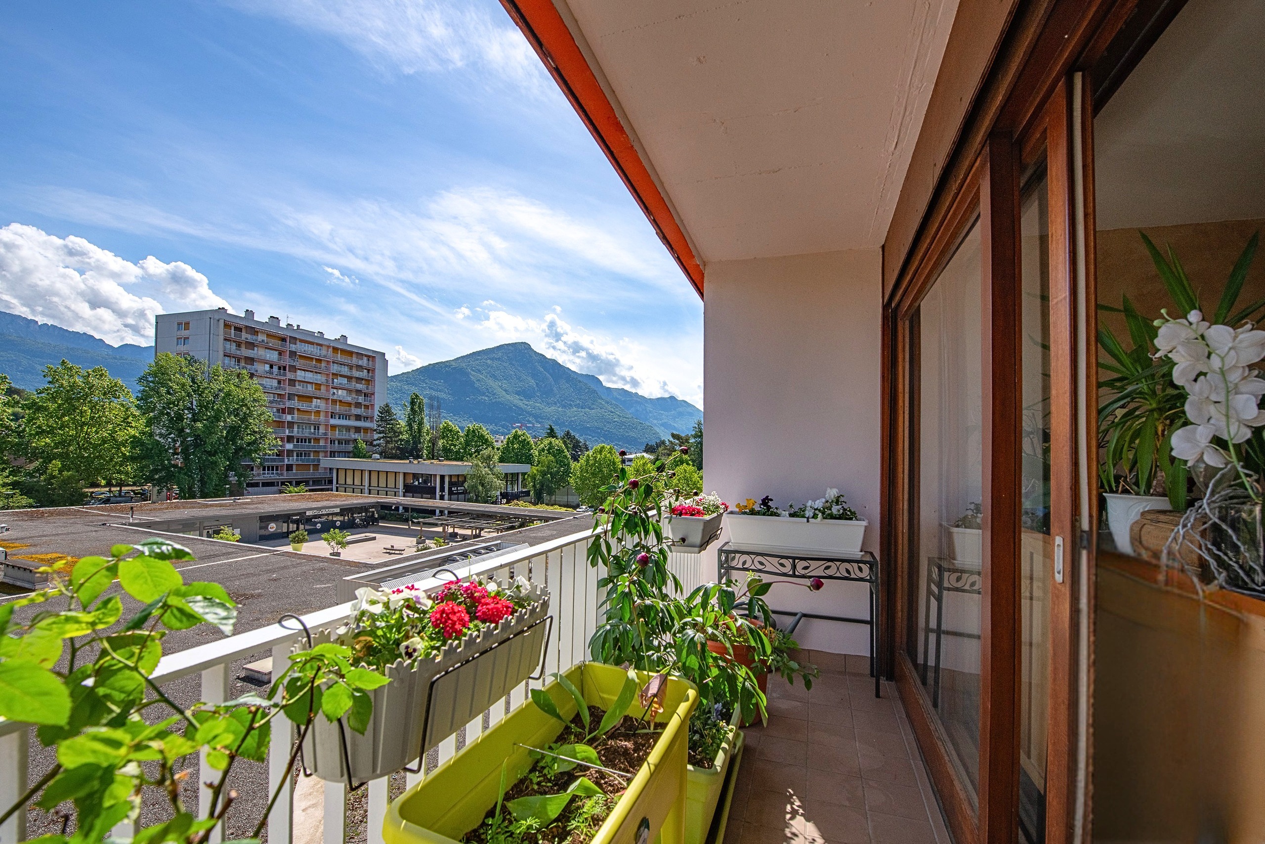 Balcon 2-4