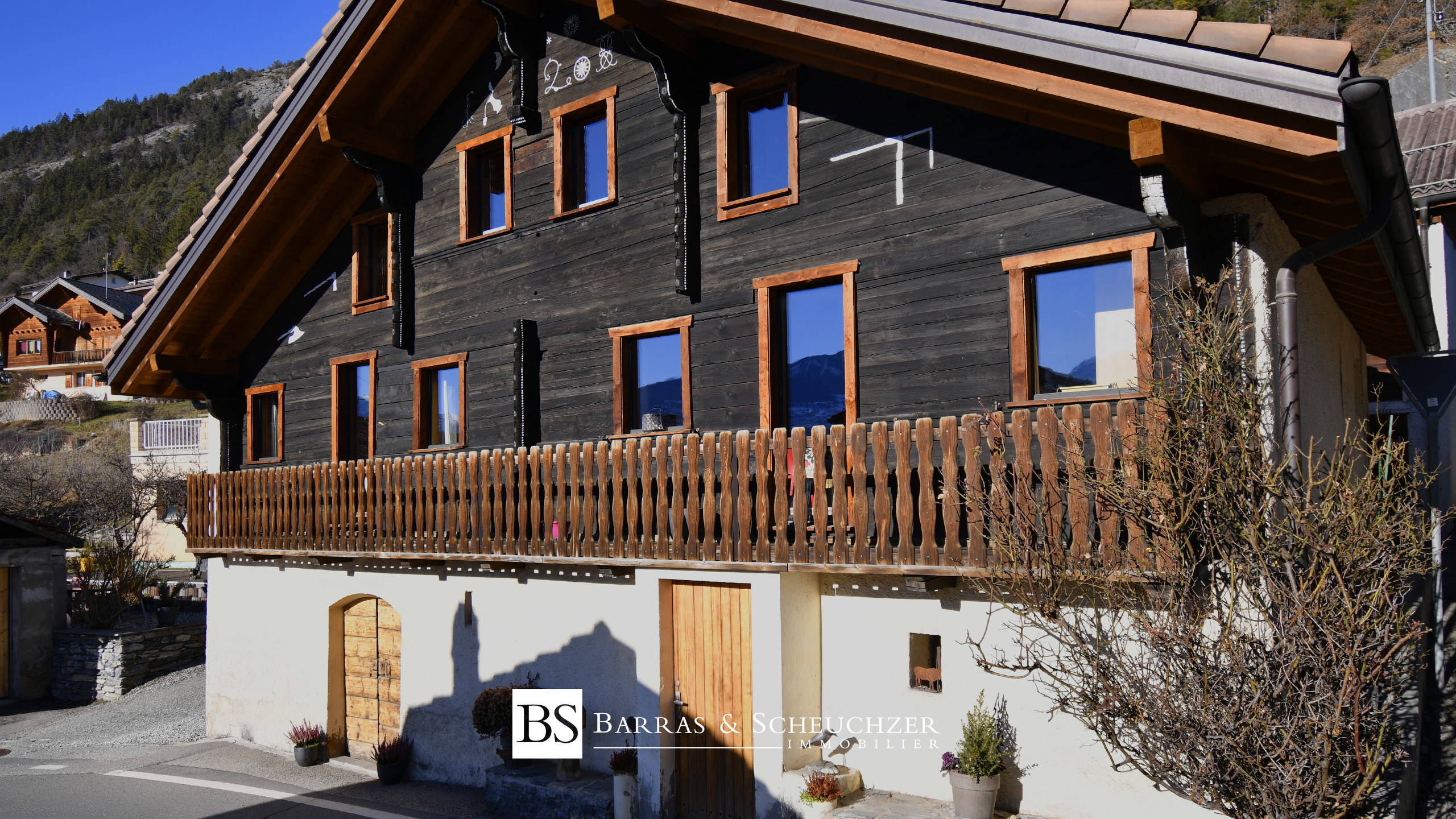 Maison Maison