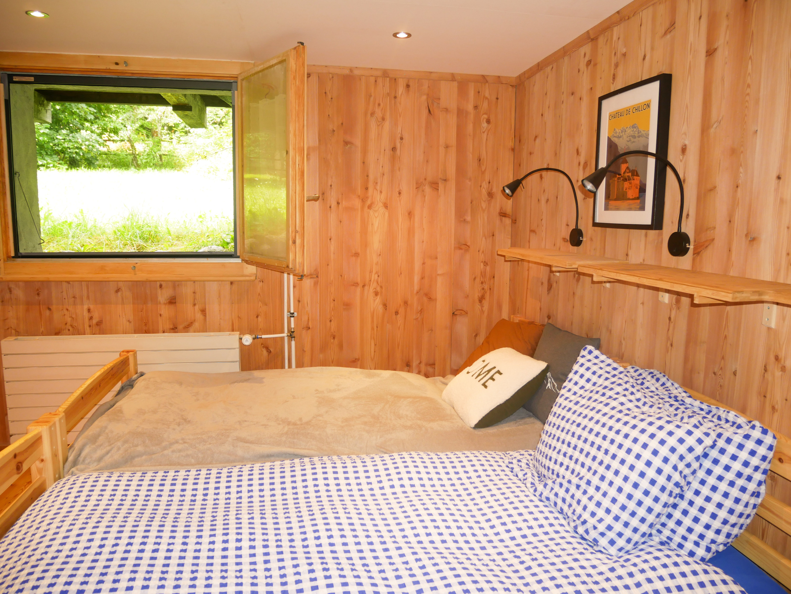 Chambre rez-inférieur