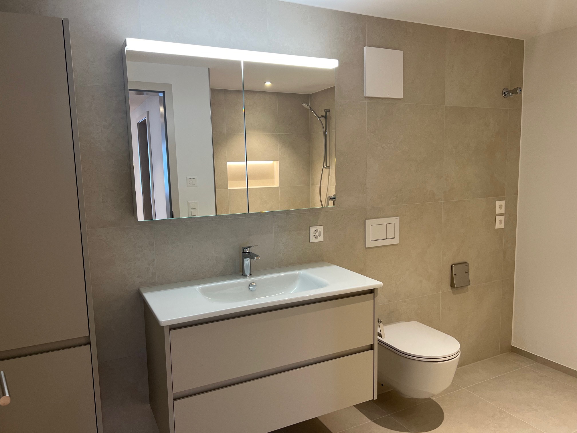 Die zeitlose Eleganz im grossen Bad