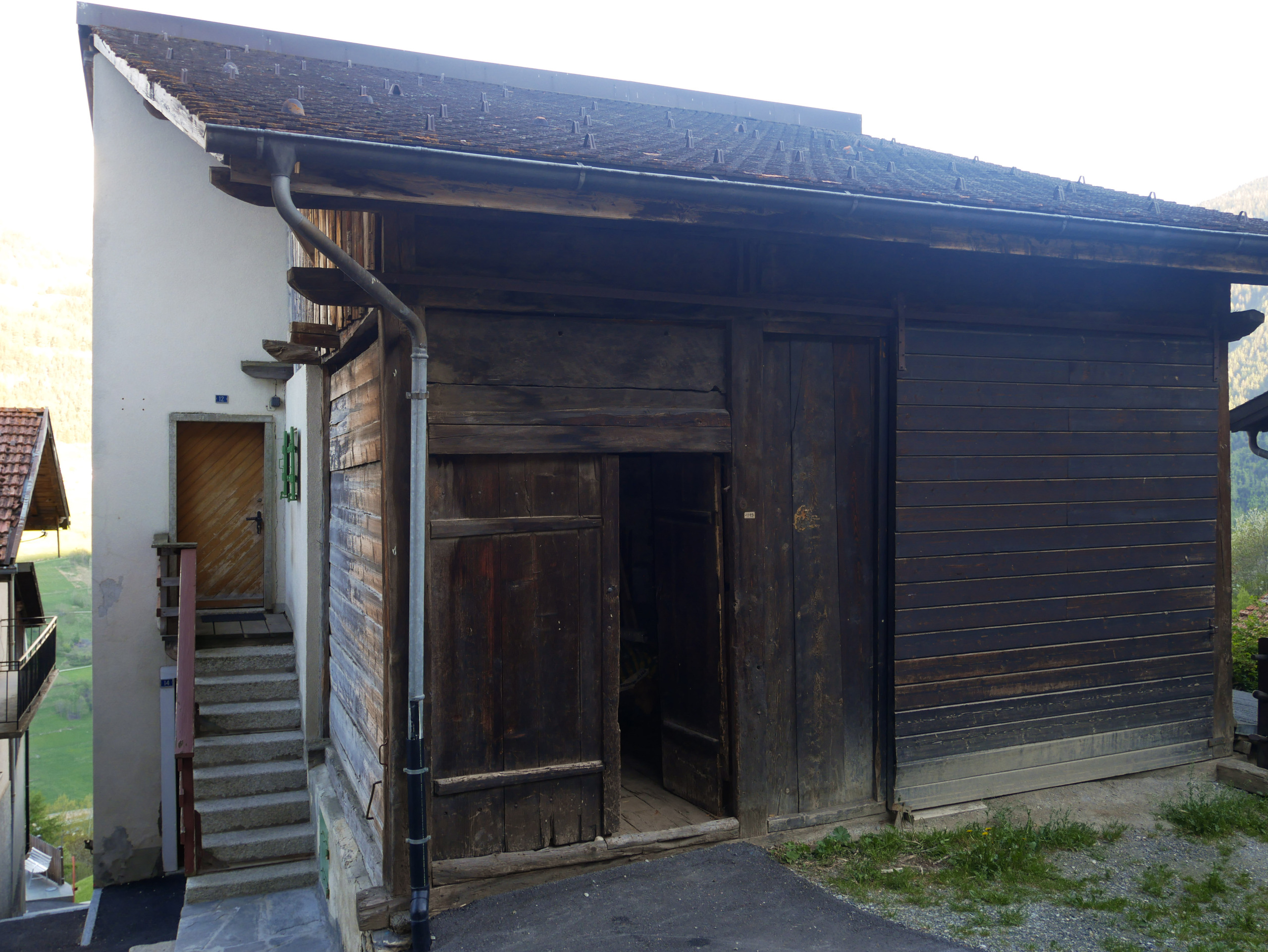 Exterior view 8