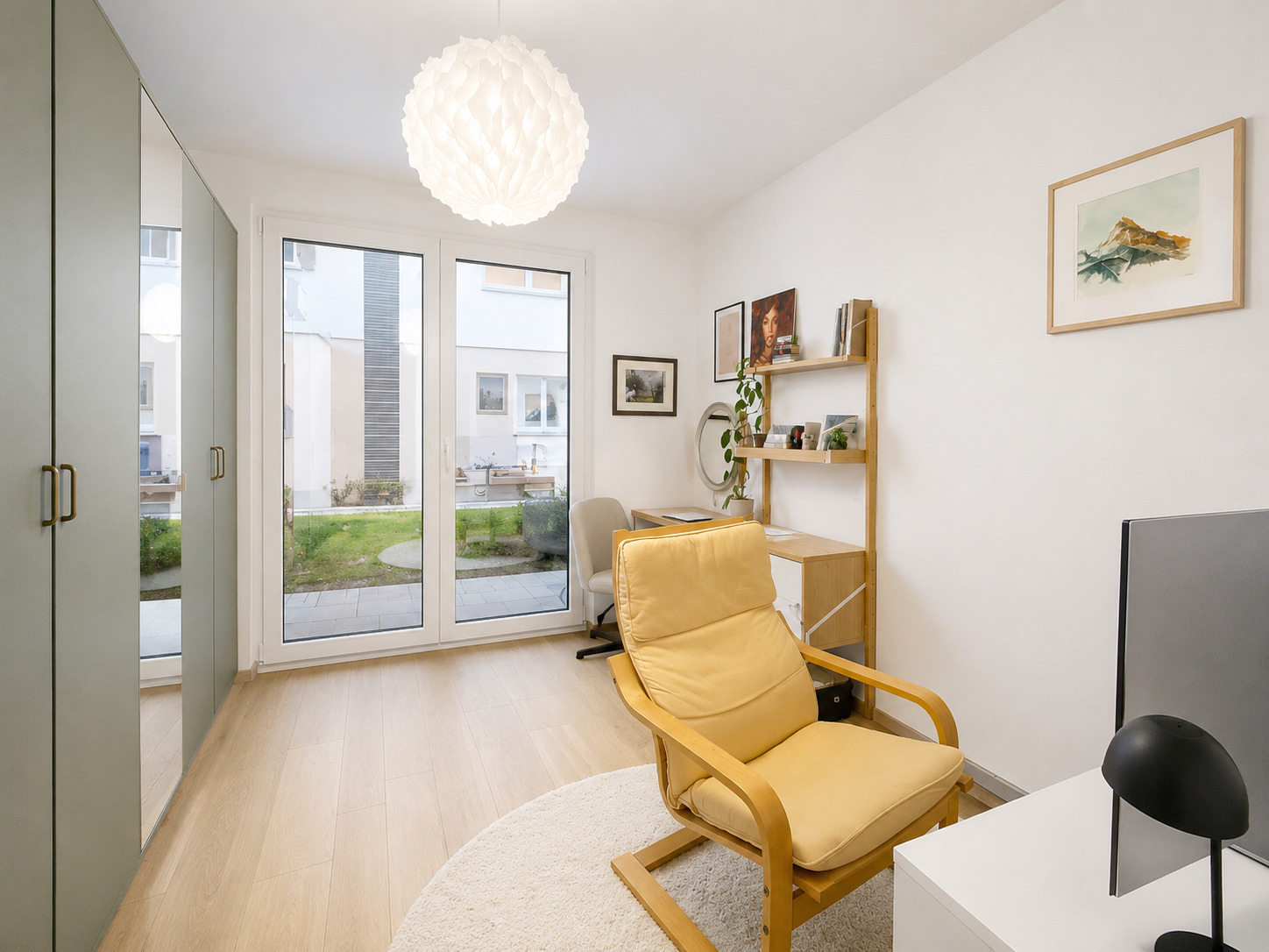 Interior view 4