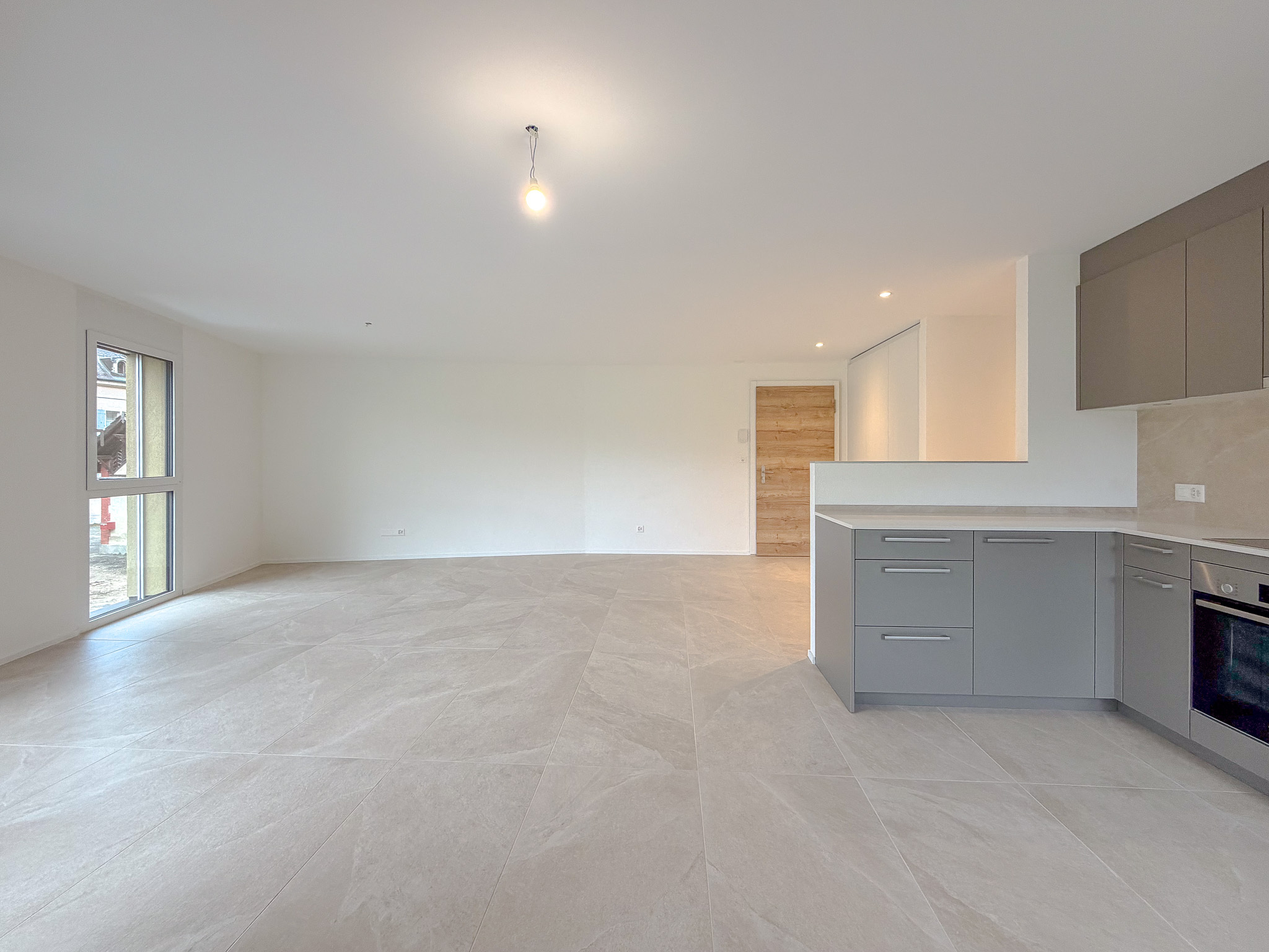 Cuisine ouverte sur l'espace salon/séjour