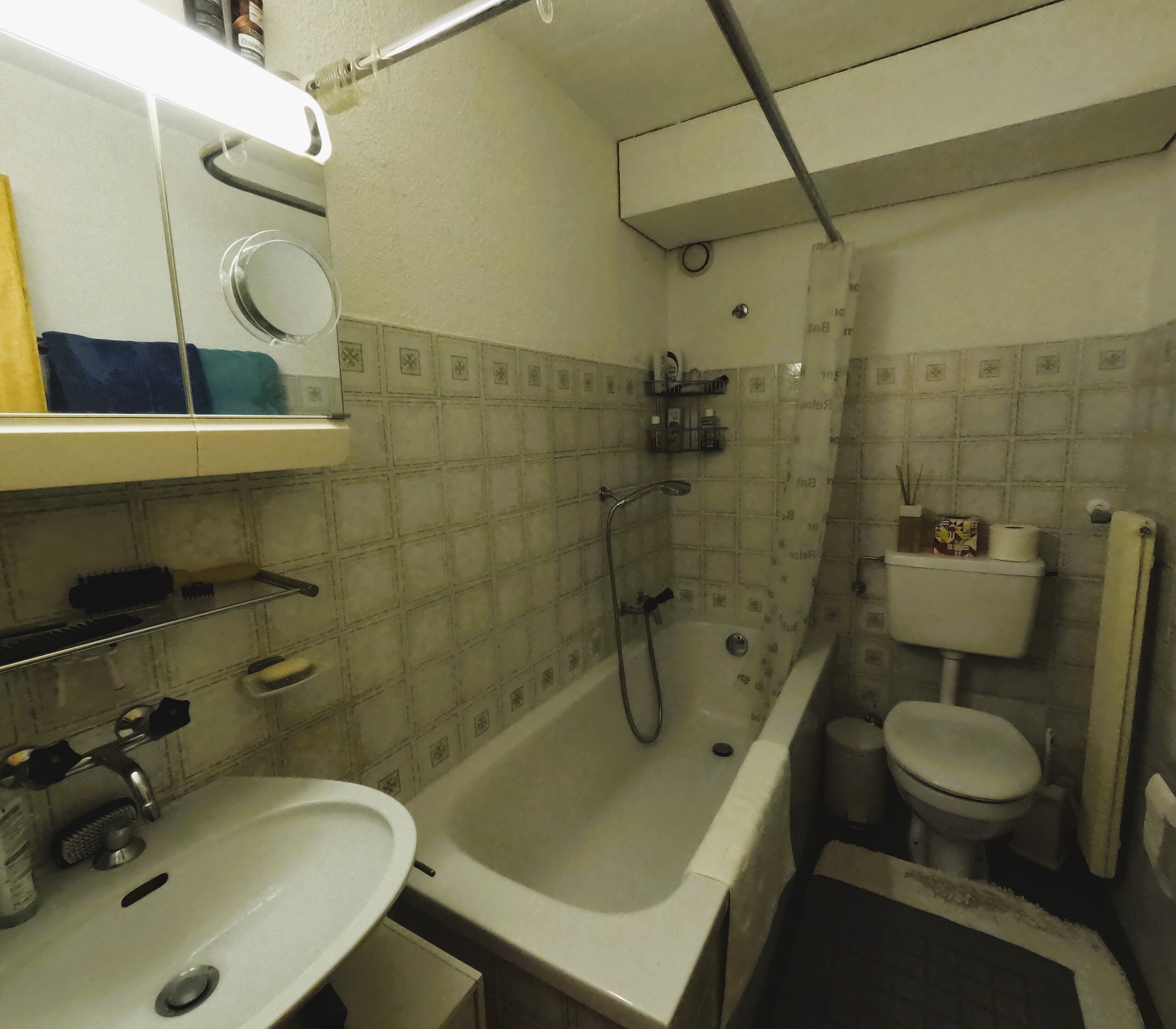 Salle de bain - WC - lavabo 