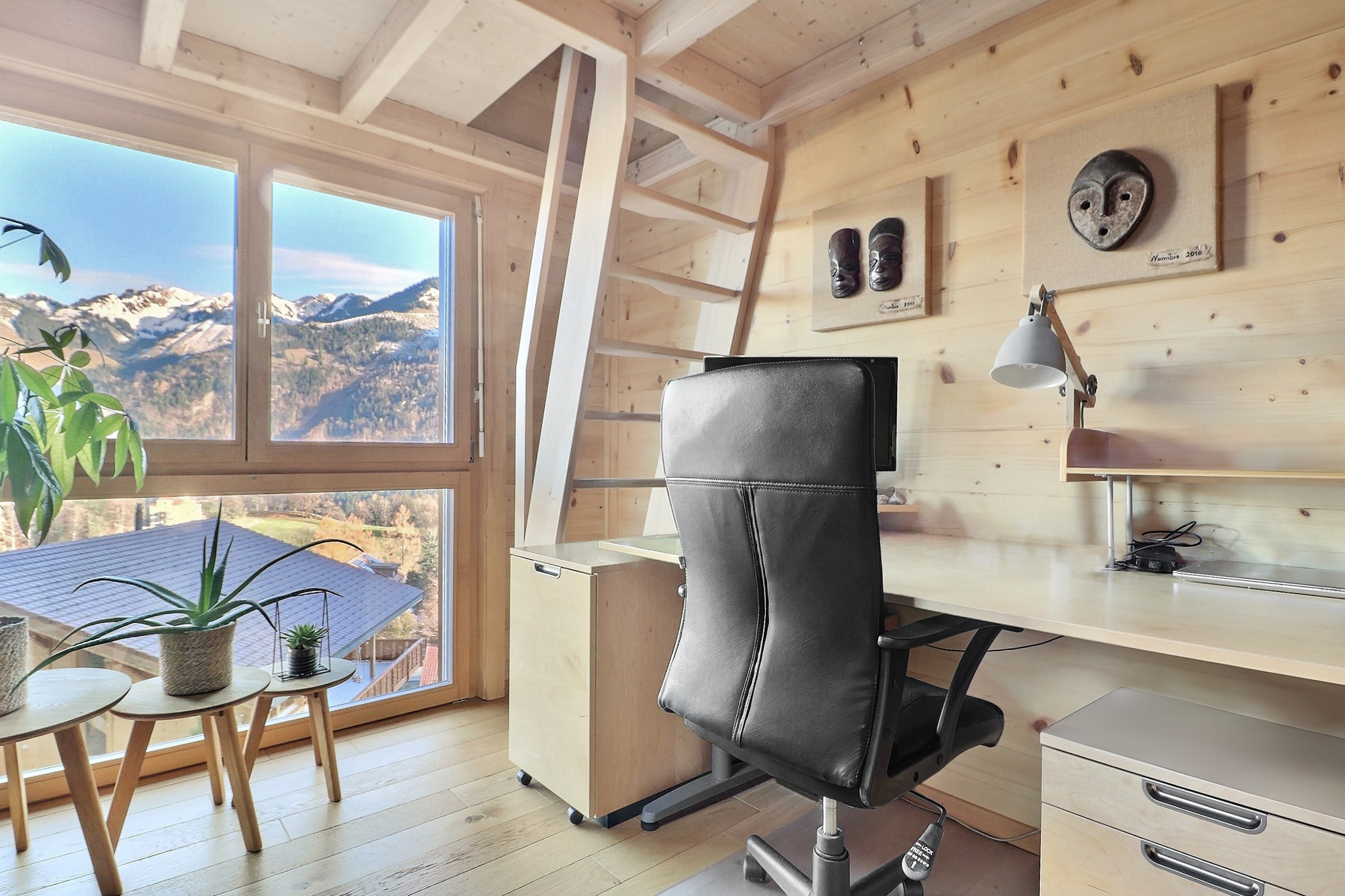 Bureau ou chambre à l'étage