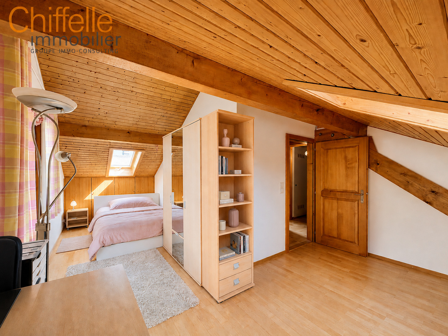 Interior view 6