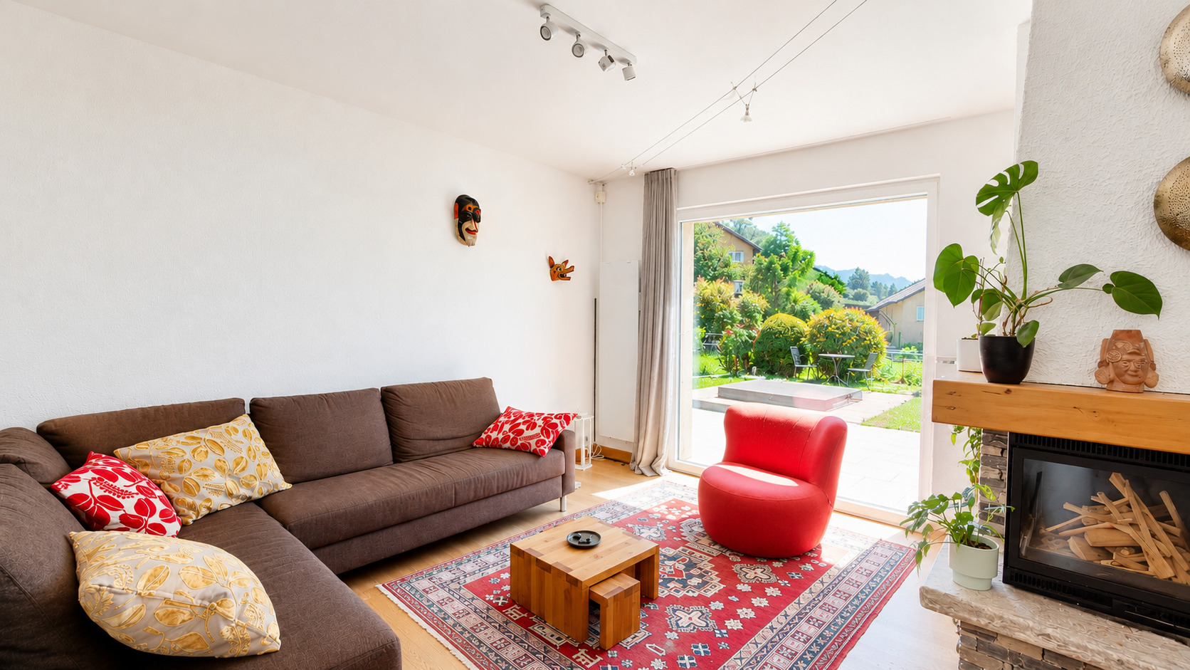 Interior view 2
