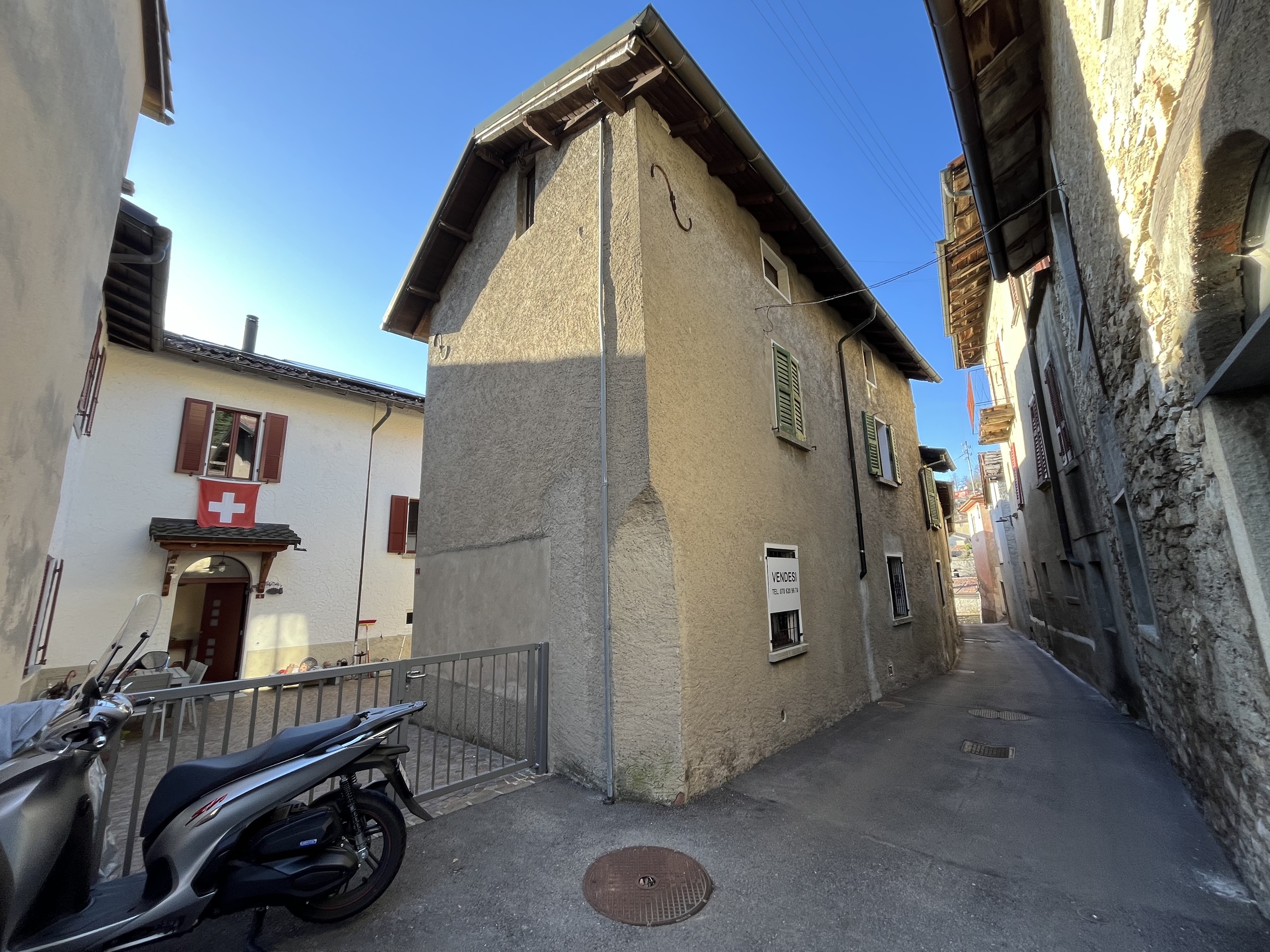 Photo 13
