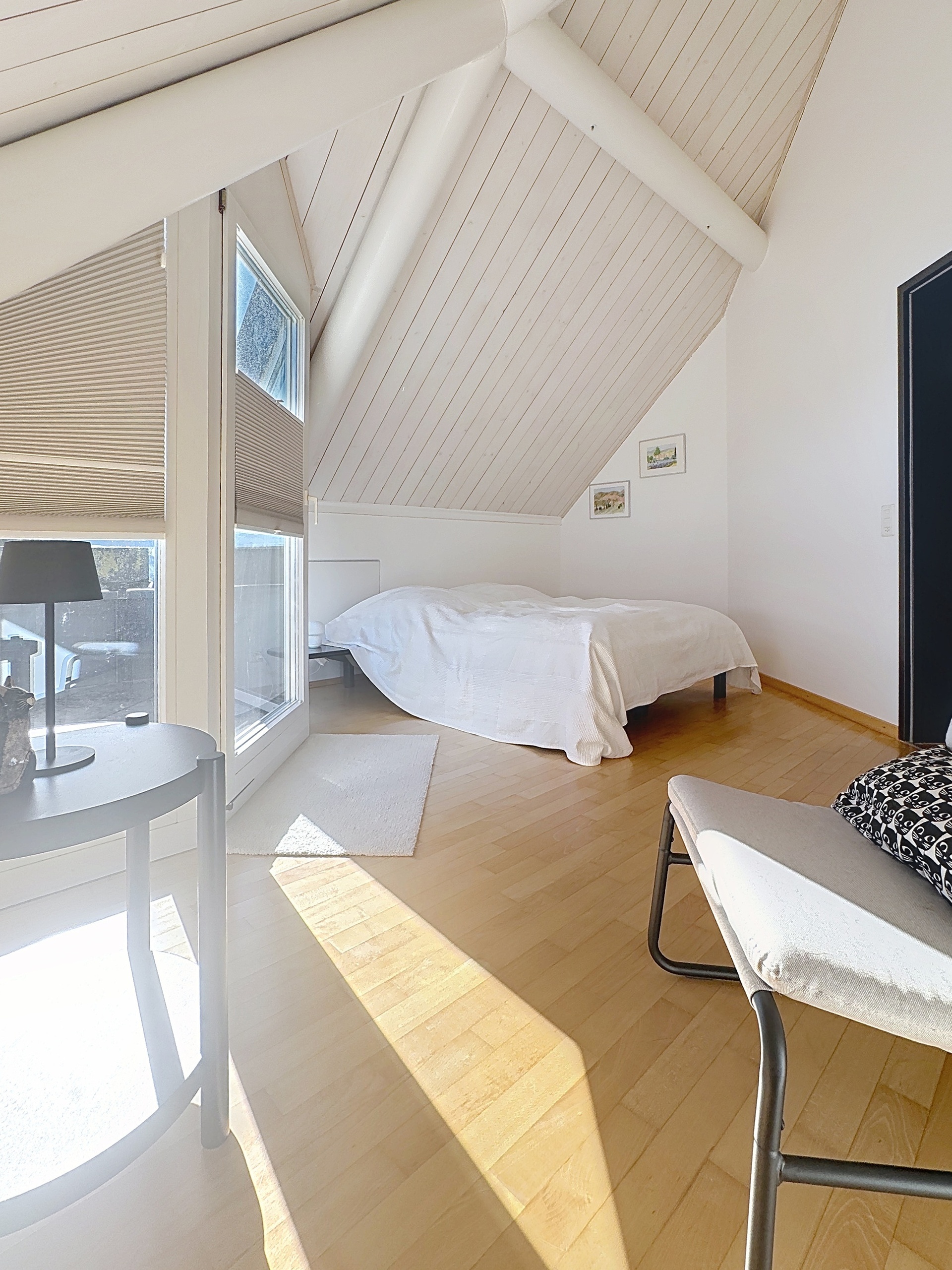 Chambre à coucher avec balcon