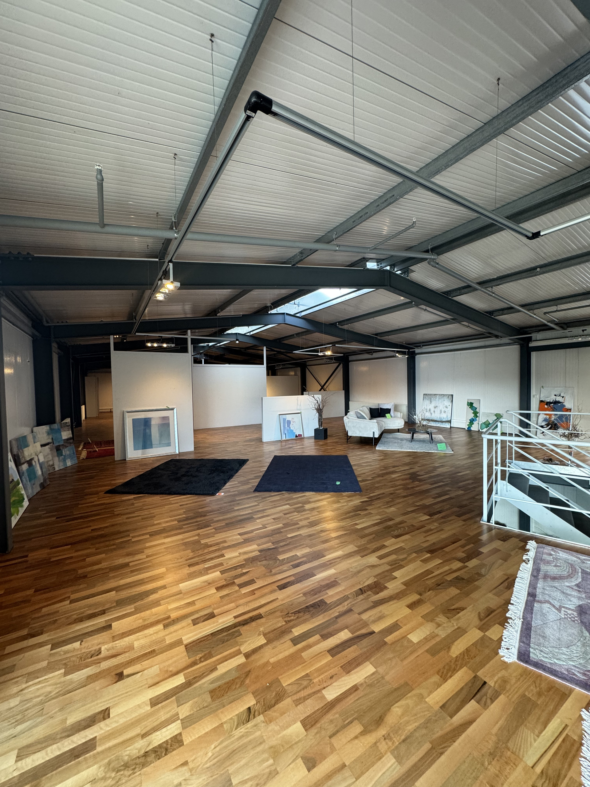 Interior view 7