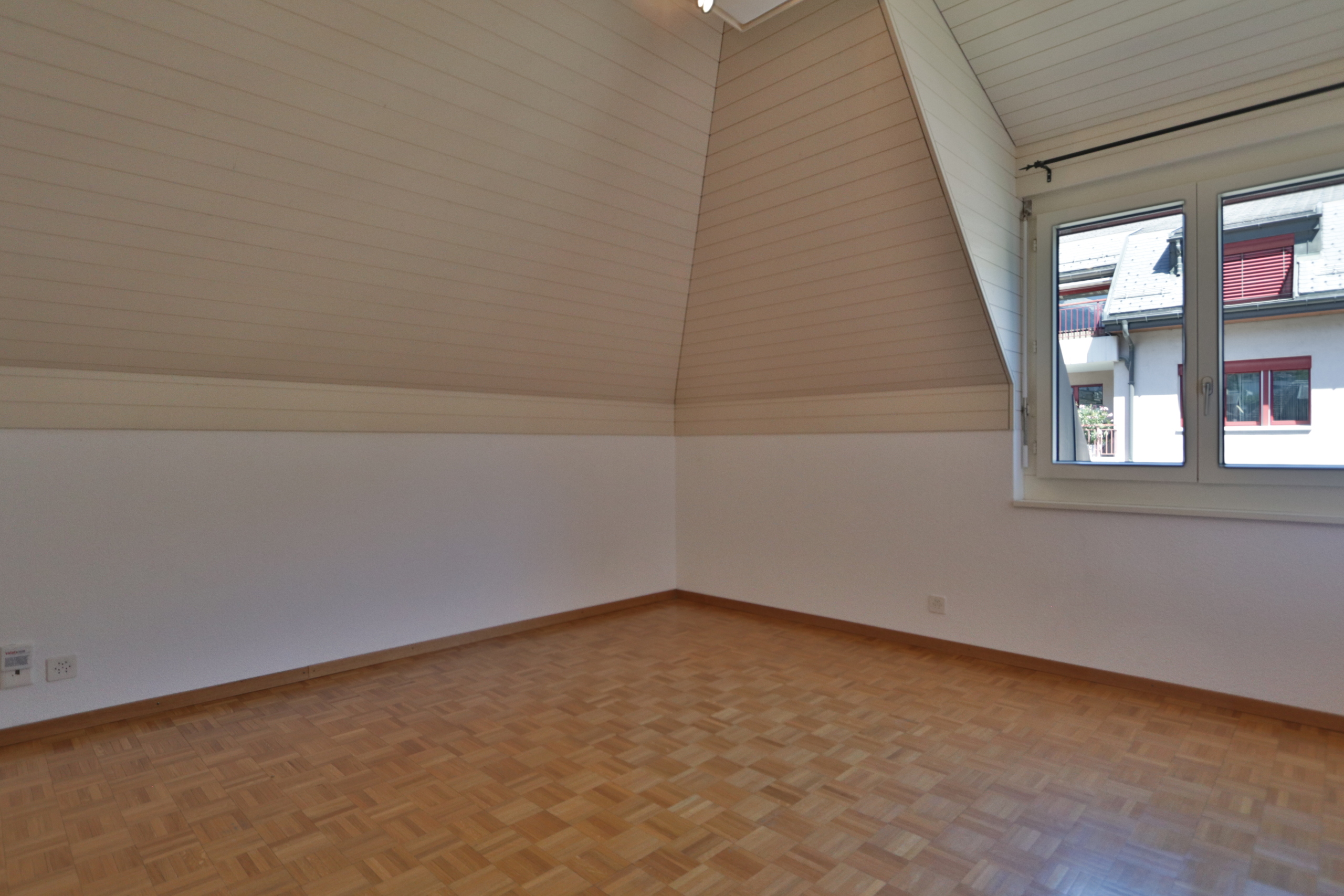 Interior view 9