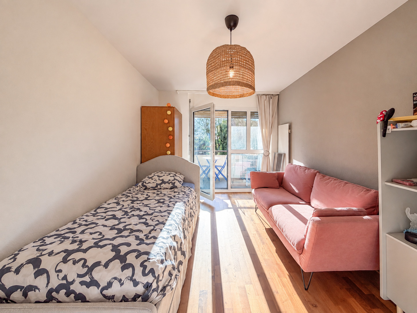 Chambre N°2 avec accès au balcon Chambre N°2 avec accès au balcon