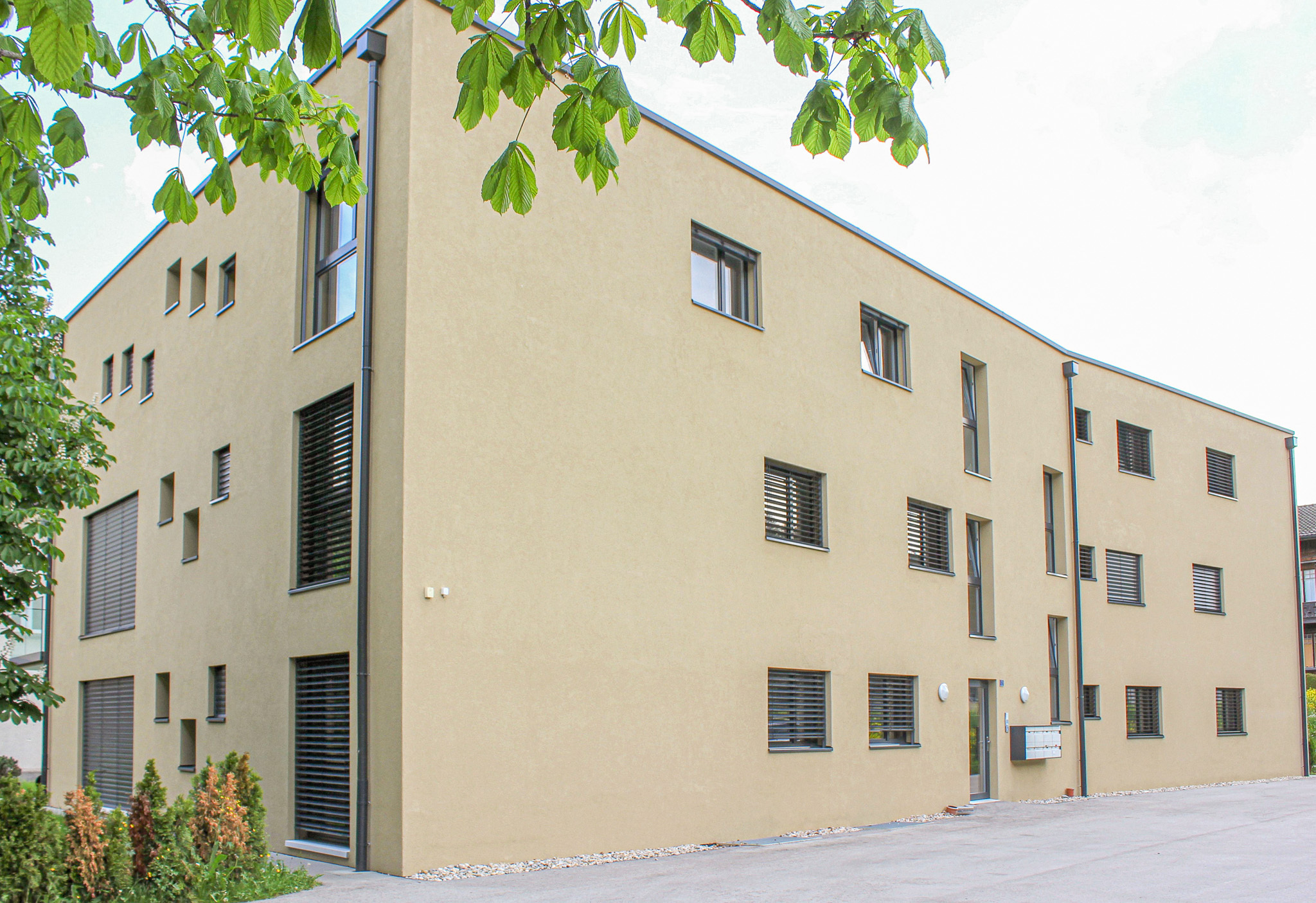 Vue sur le bâtiment