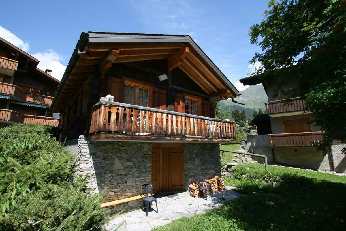 Photo 10