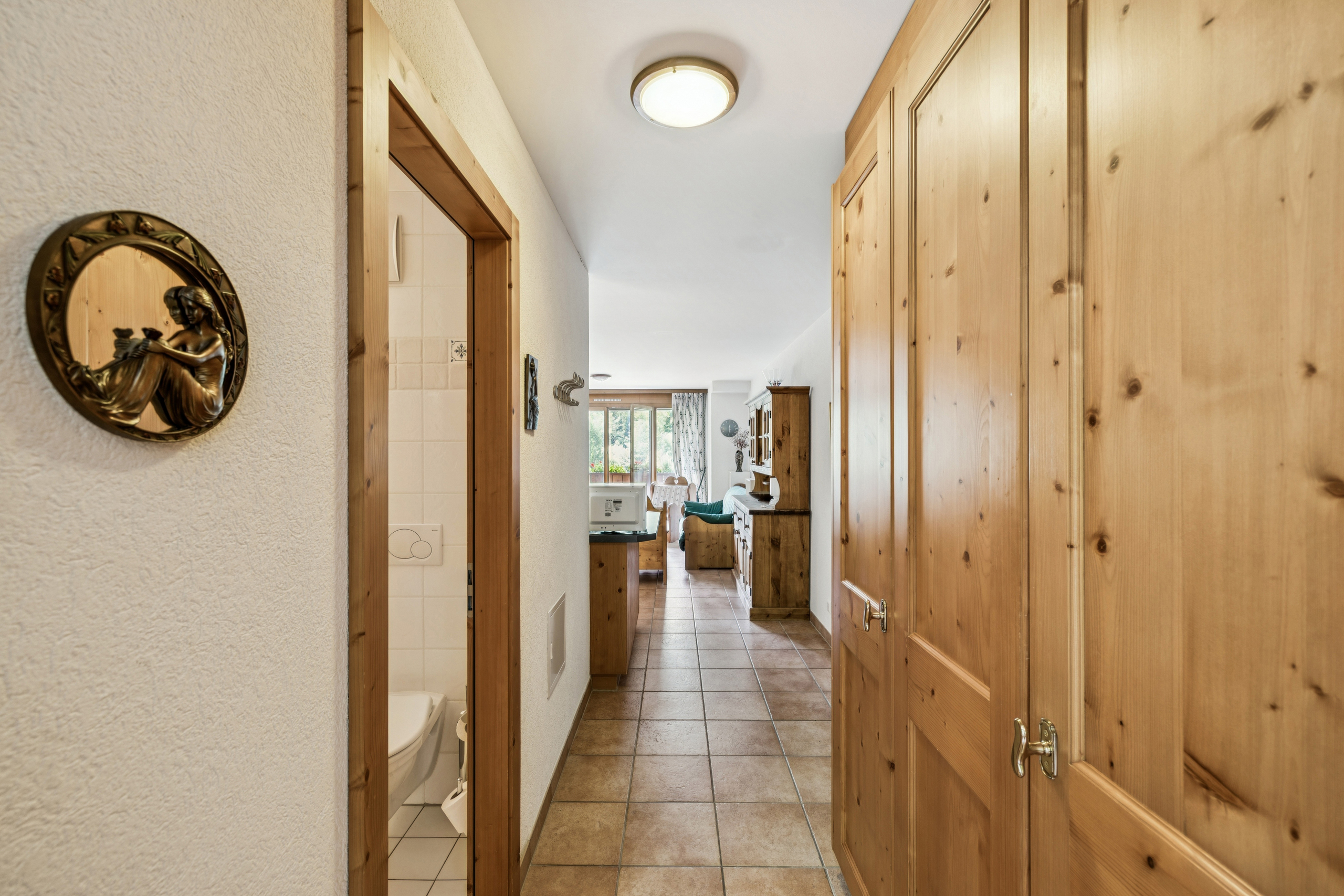 Interior view 2