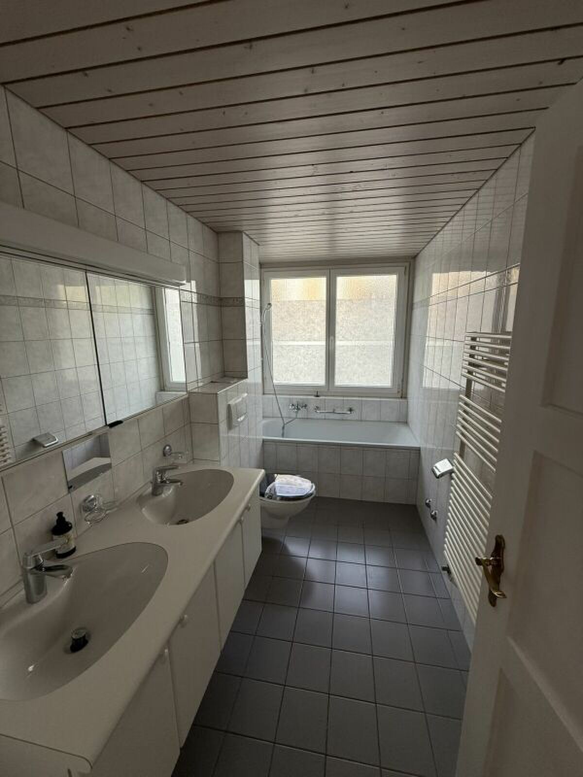 Picture 5