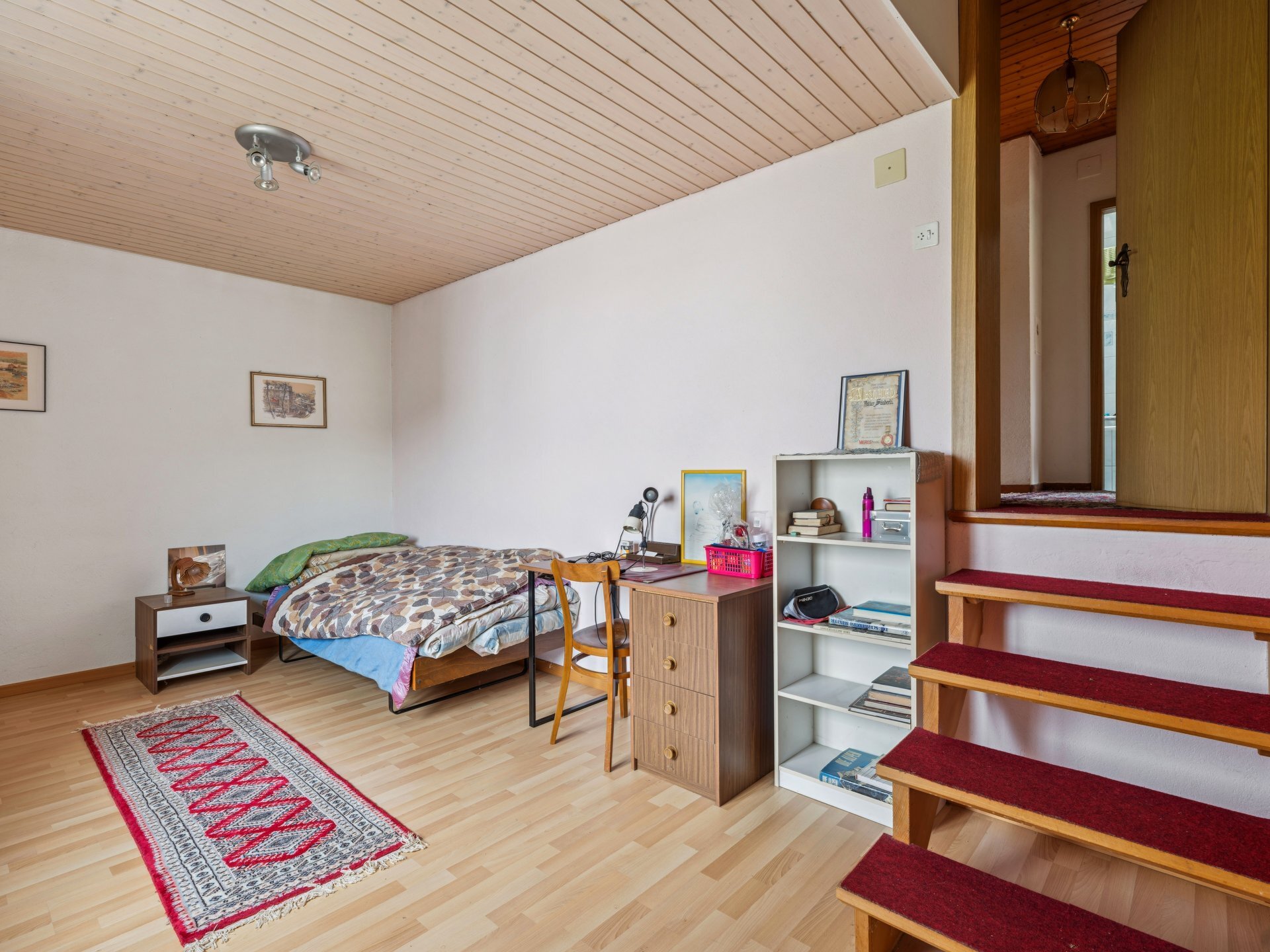 Photo 6
