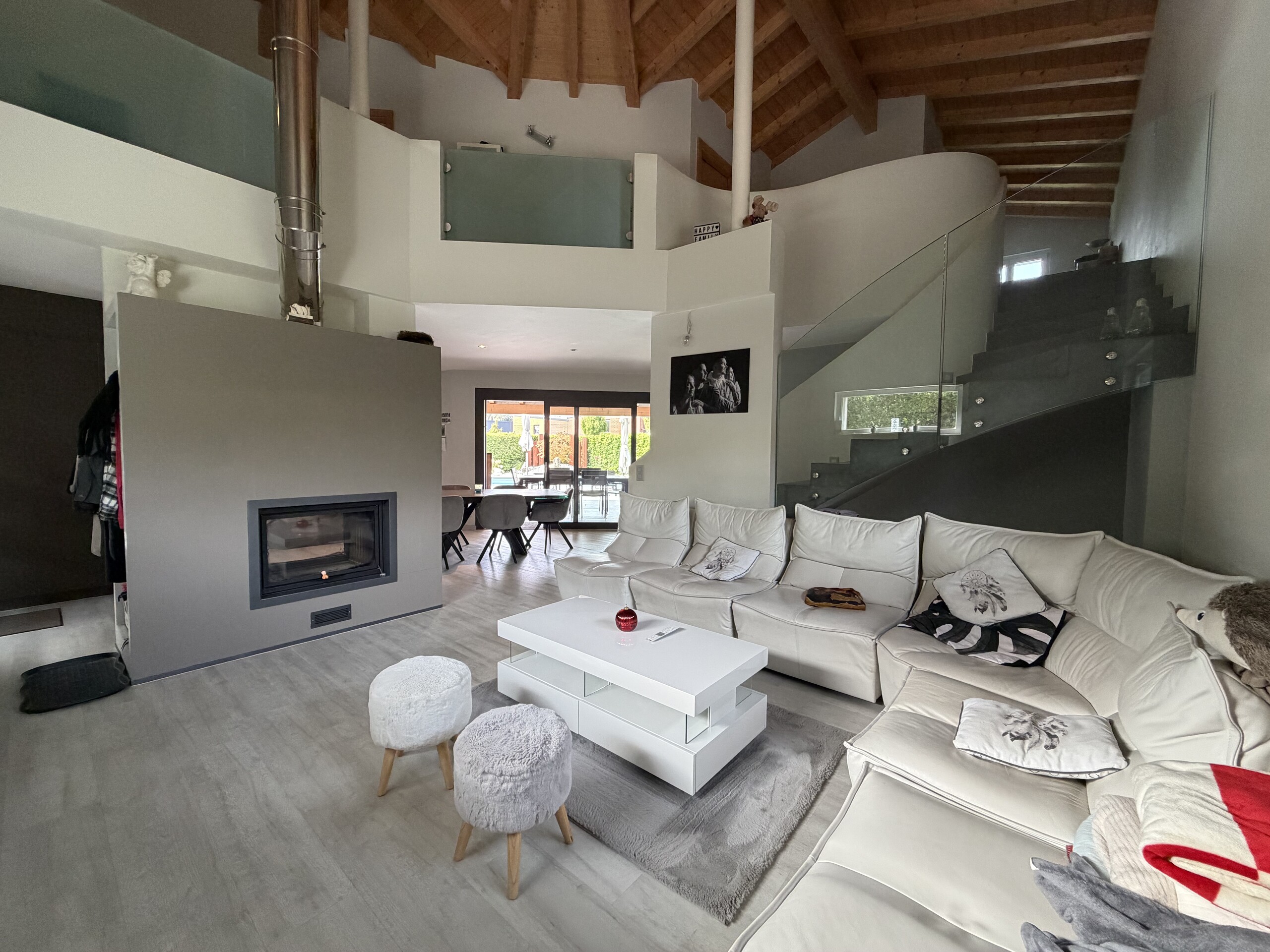 Interior view 2