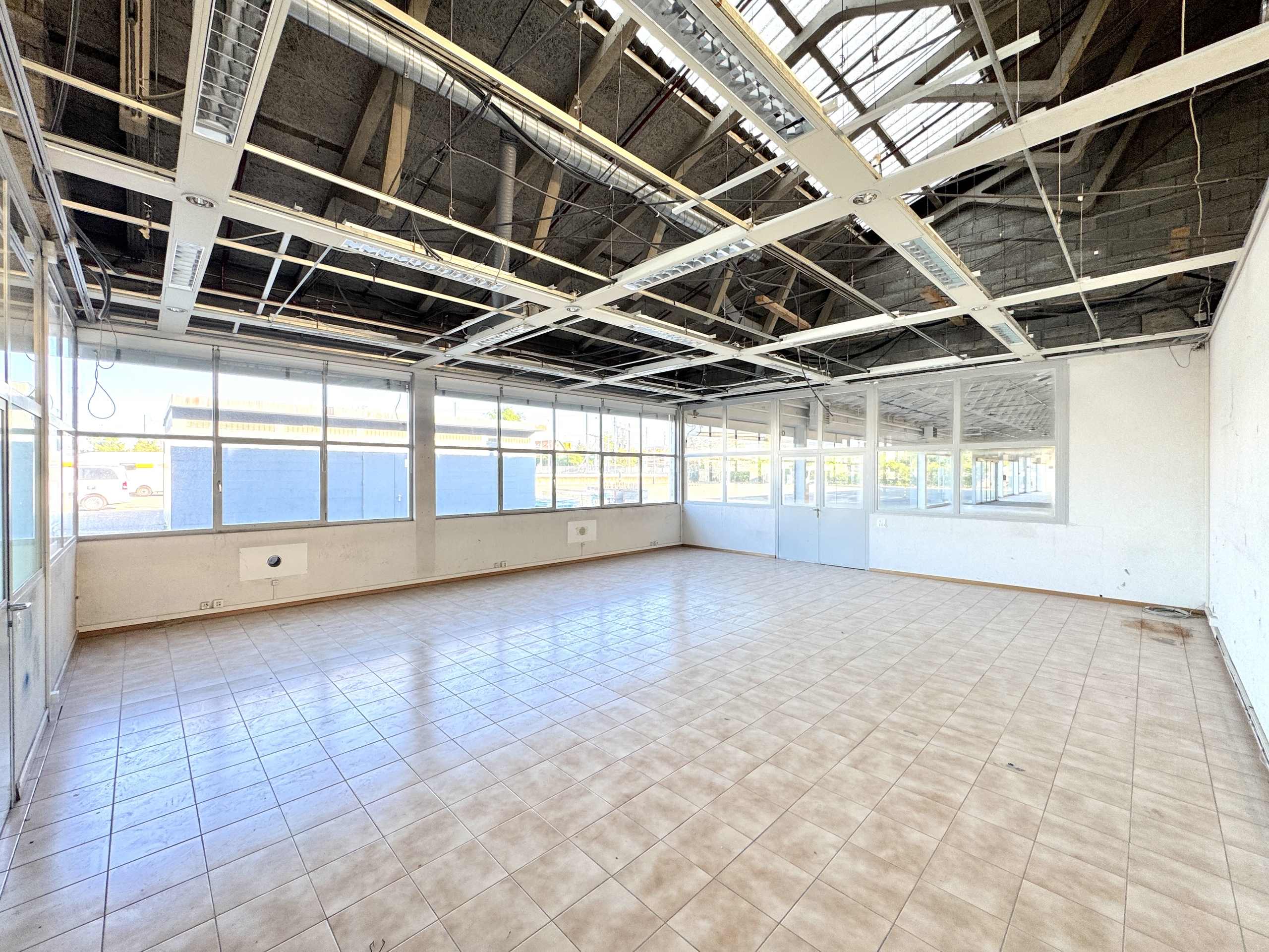 Interior view 4