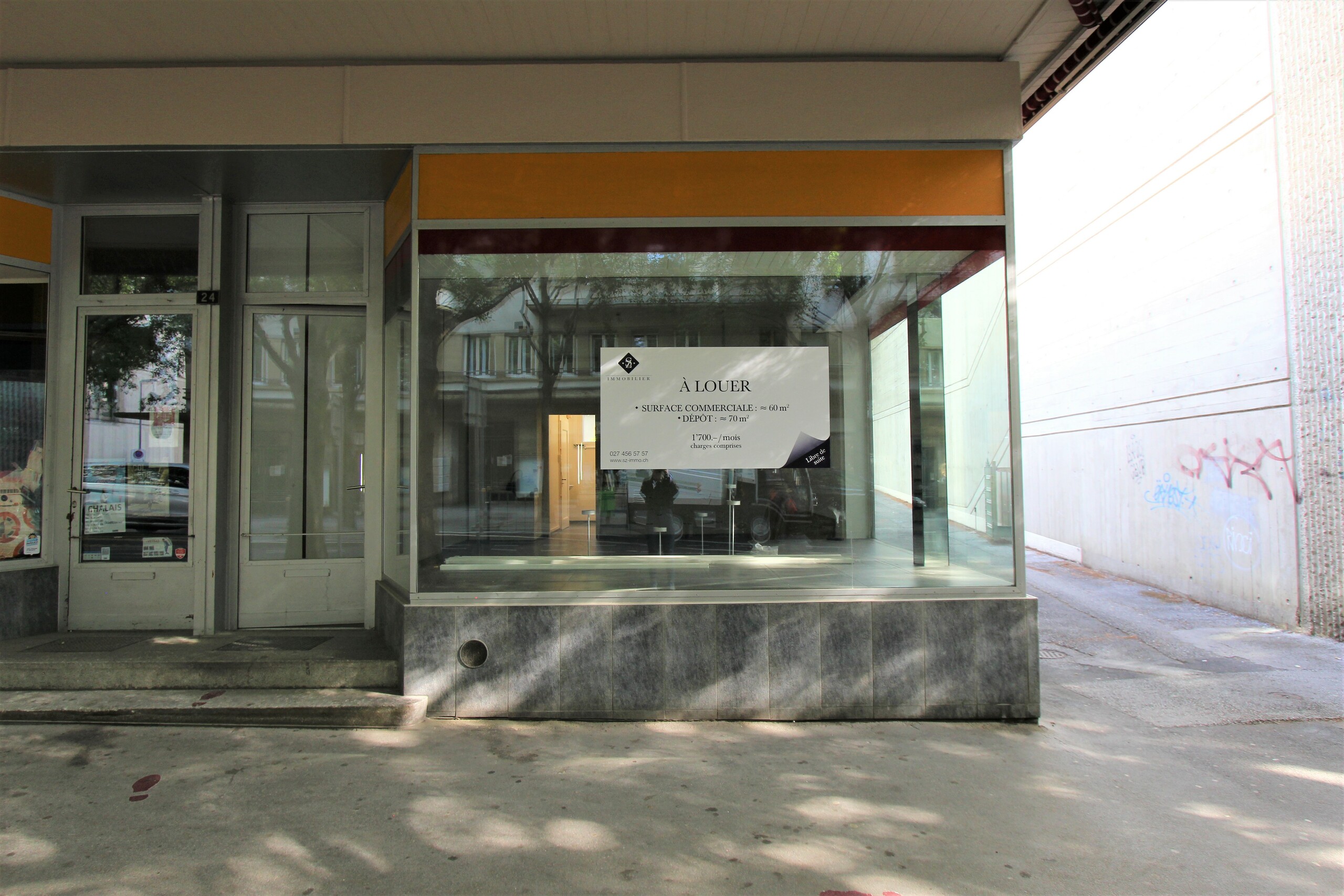 Firstview